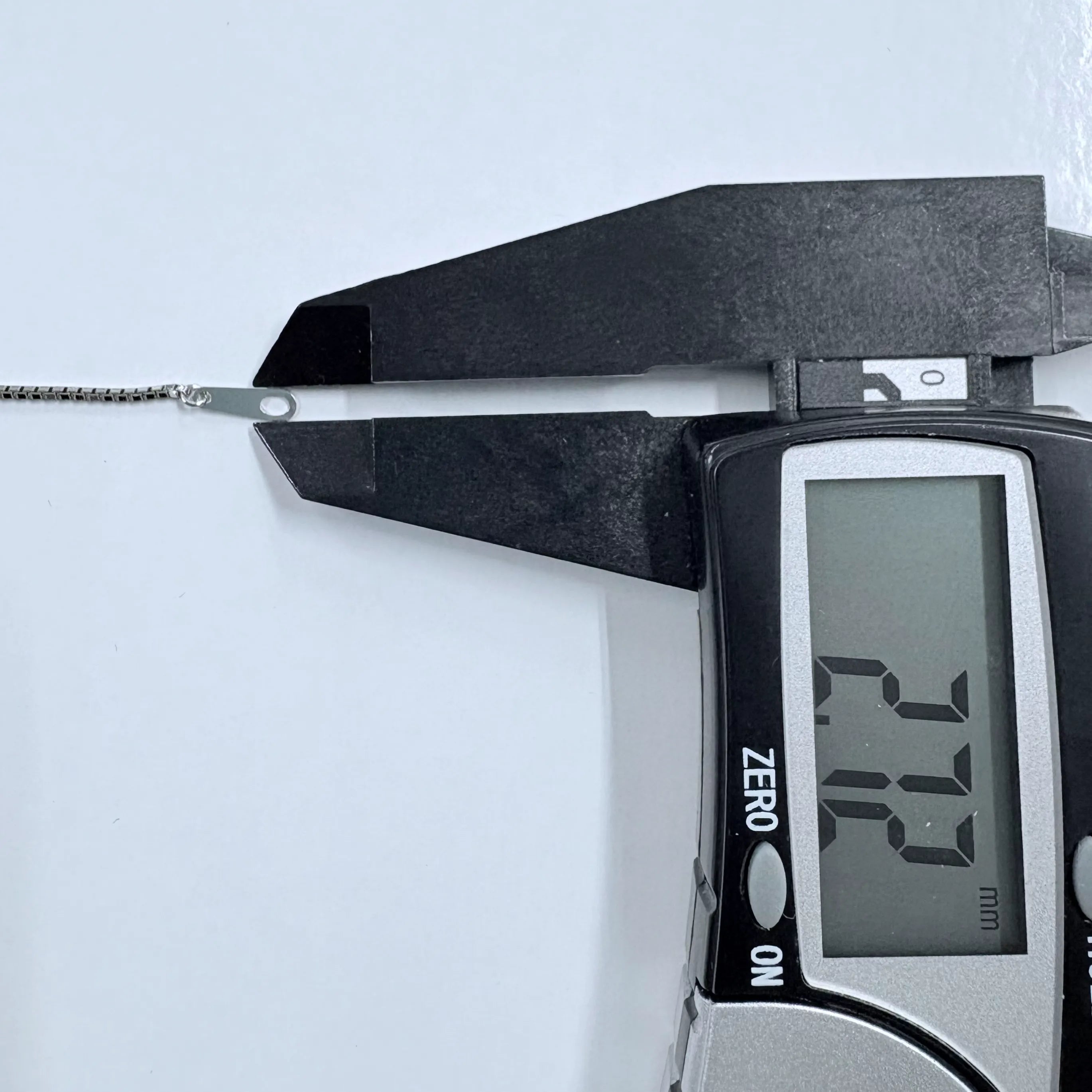 プラチナチェーン(ベネチアン/幅1.0mm/45cm/フリーアジャスター)《WNKY3645》