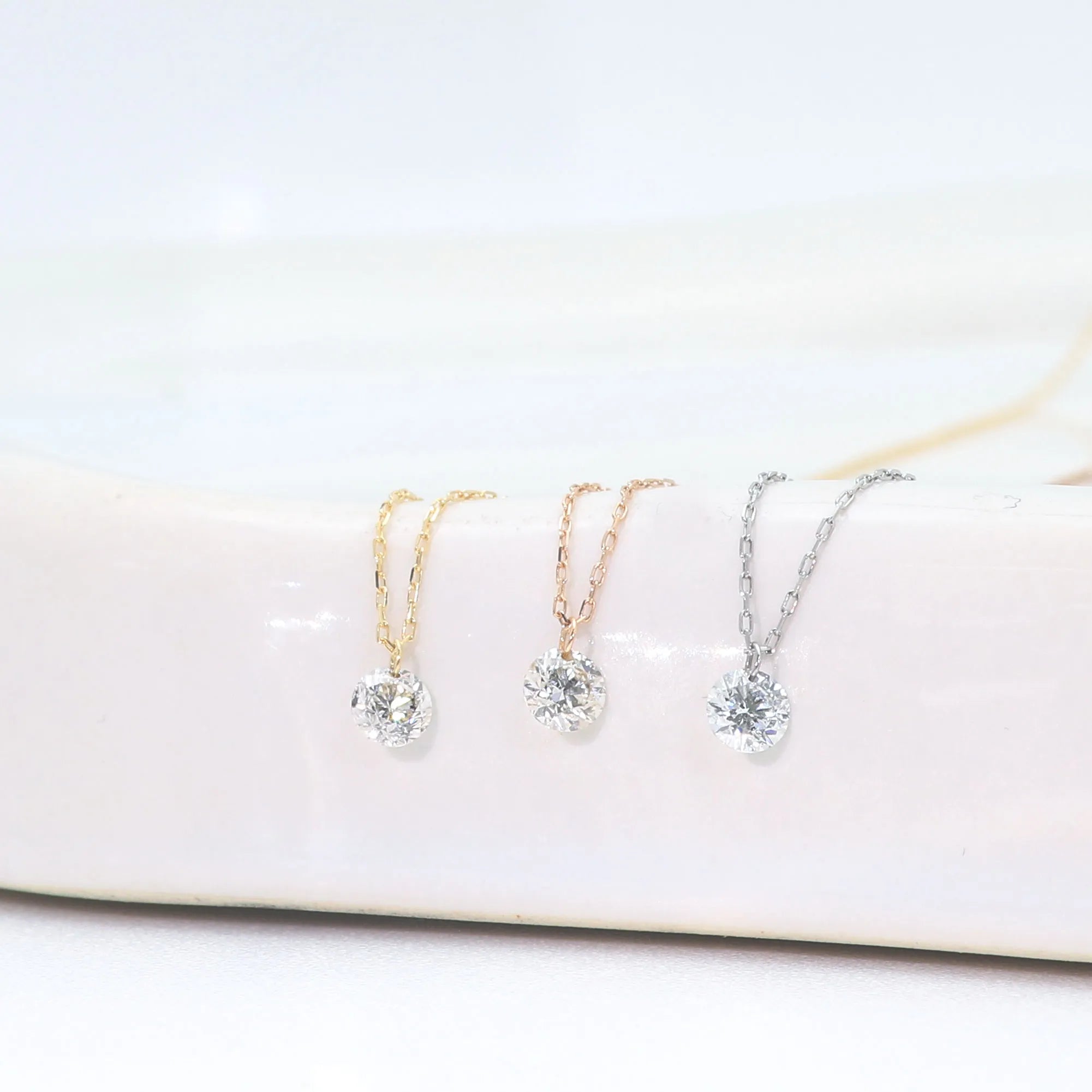 ダイヤモンド プラチナネックレス(0.15カラット/レーザーホール/4月誕生石)《WPDD2673》