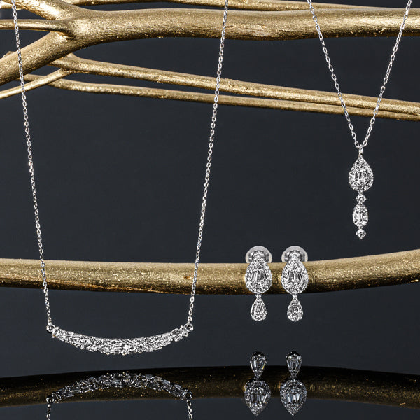 ダイヤモンド プラチナネックレス(計0.25カラット/テーパーバケット/パヴェ/デコルテ/4月誕生石)《WPDD3871》