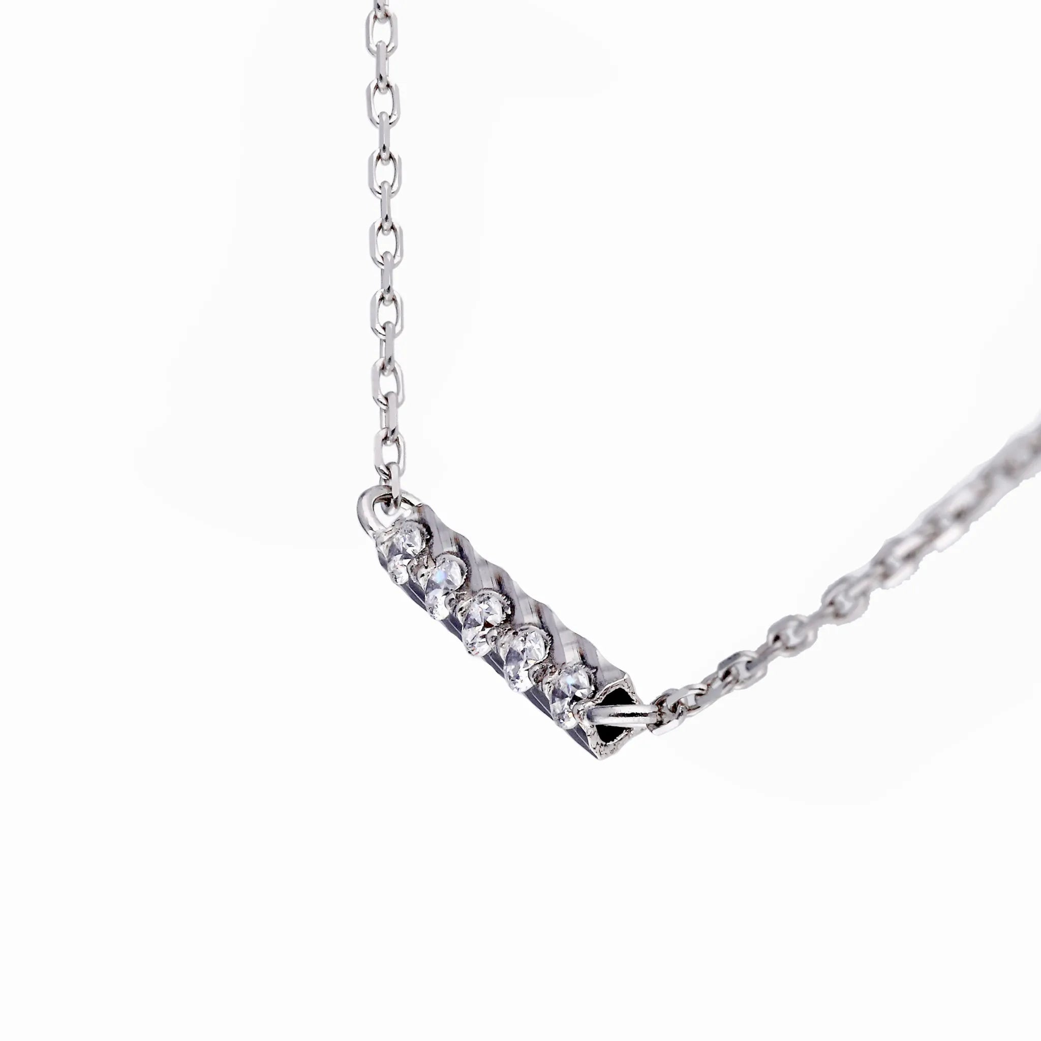 ダイヤモンド プラチナネックレス(エアロセッティング/バー)《WPDD4280》