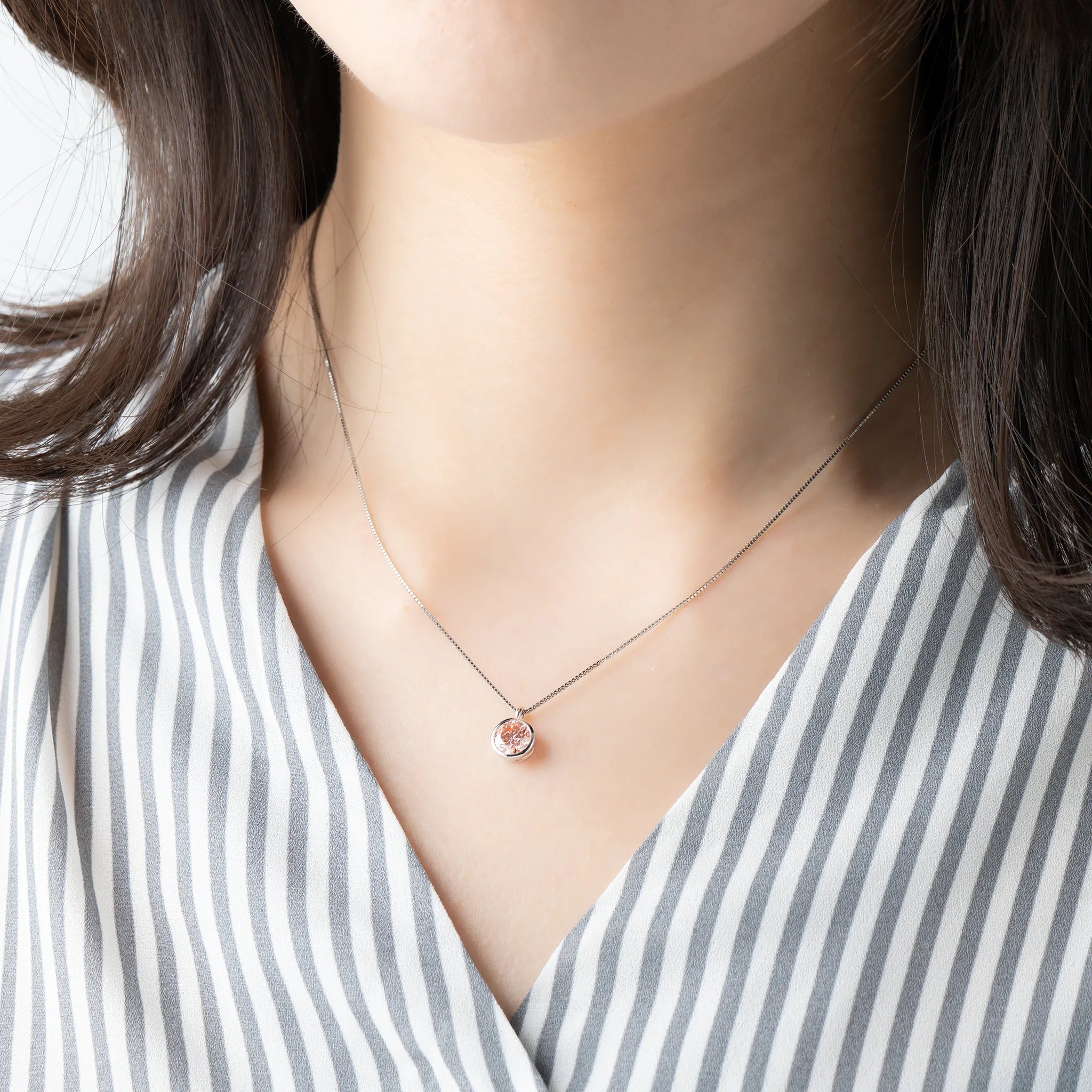 ピンクダイヤモンド プラチナネックレス(ラボグロウン/フクリン/1.00ct/鑑別書付)《WPDG0022》