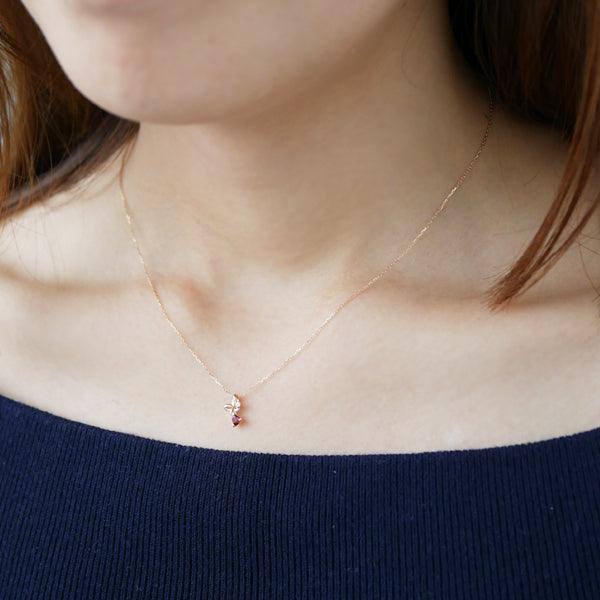 ガーネット/ダイヤモンド K18ネックレス(蝶モチーフ/ハートモチーフ/1月誕生石)《WPDN2052》