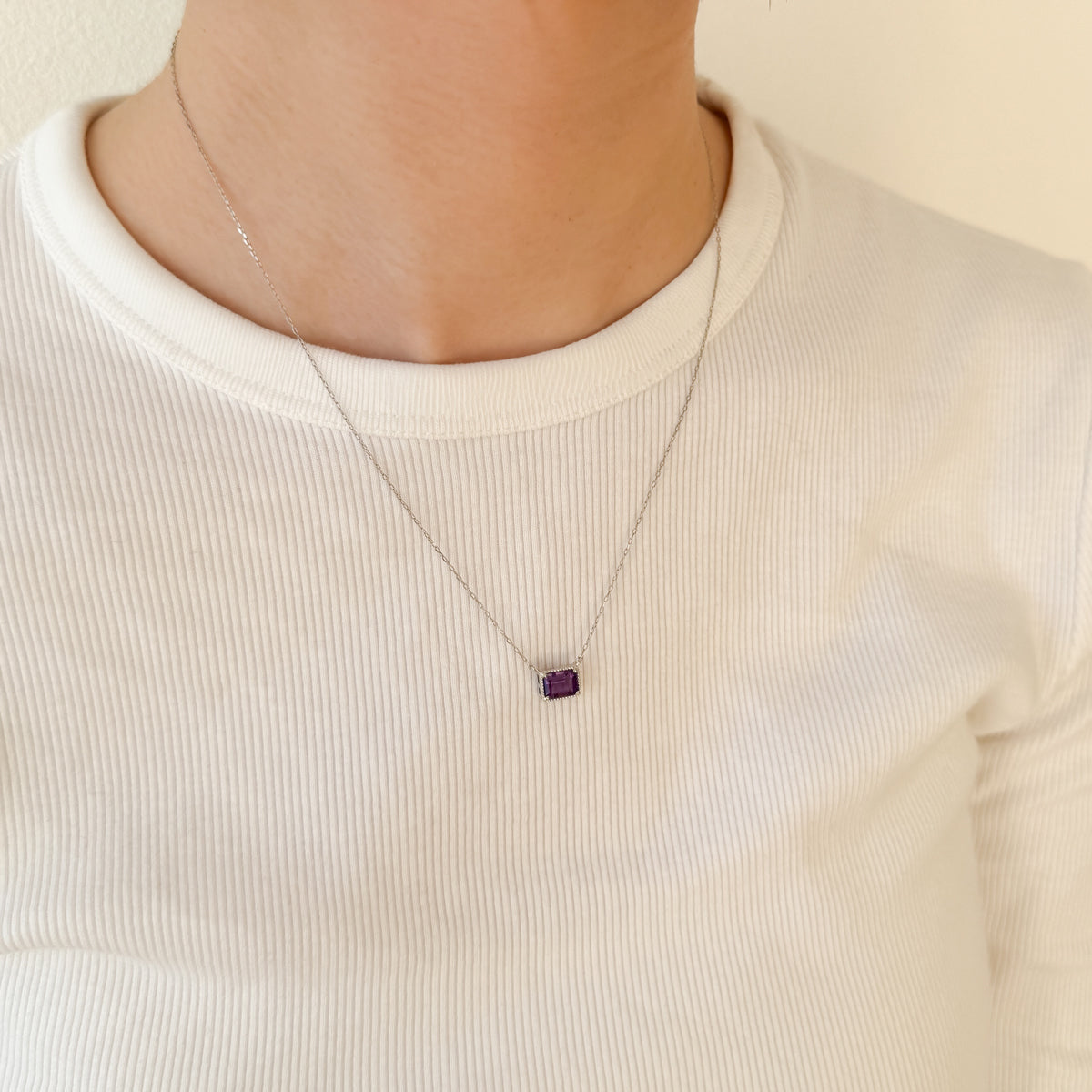 PT アメシストペンダント(0.8ctUP/エメラルドカット/2月誕生石)《WPDN4215》