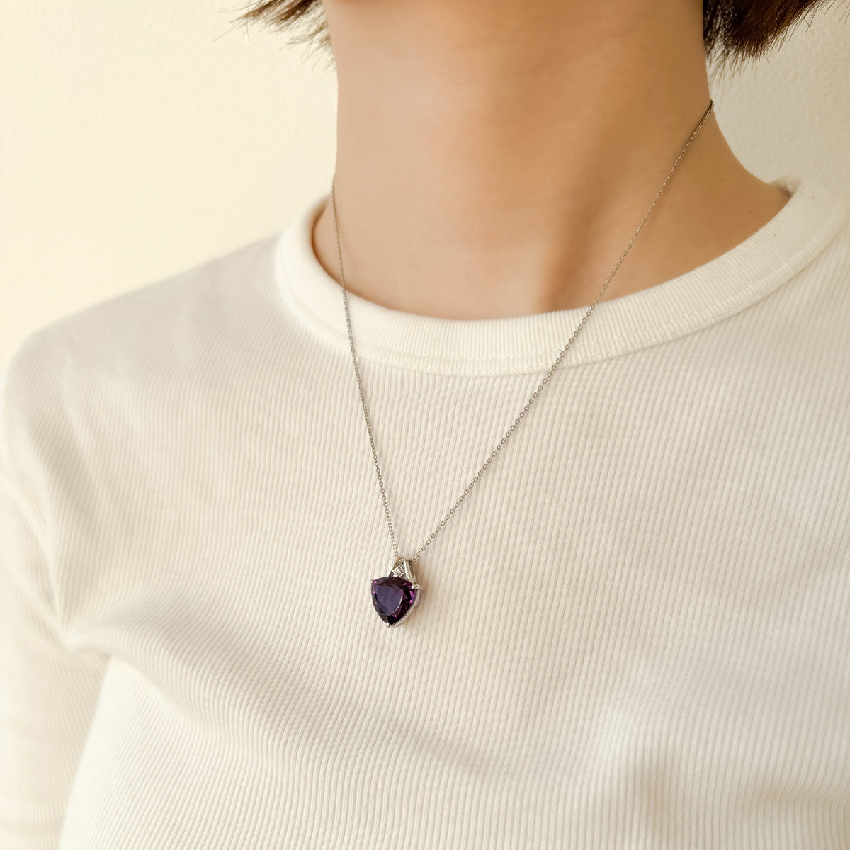 PT アメシストペンダント(6.0ctUP/トリリアントカット/2月誕生石)《WPDN4217》
