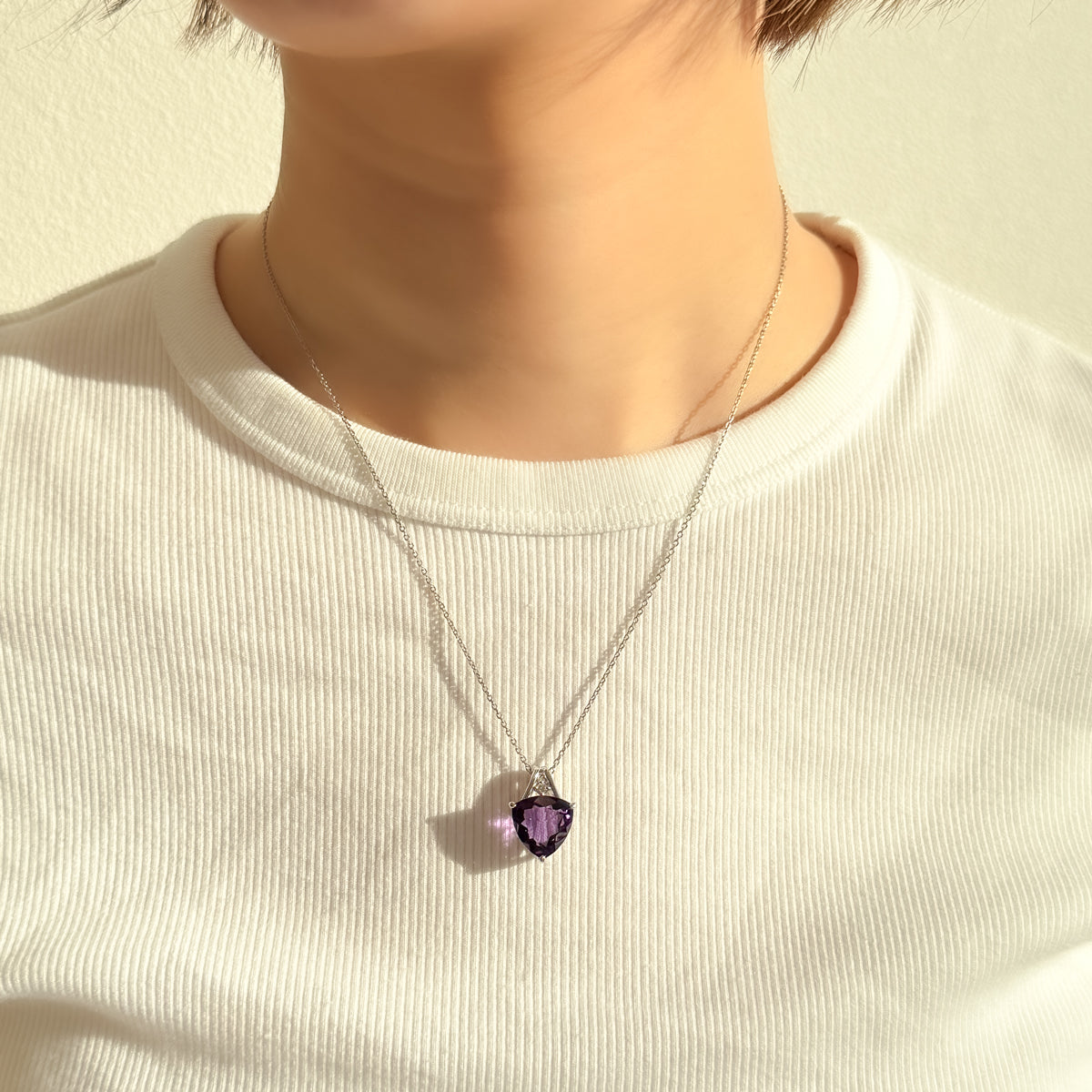 PT アメシストペンダント(6.0ctUP/トリリアントカット/2月誕生石)《WPDN4217》