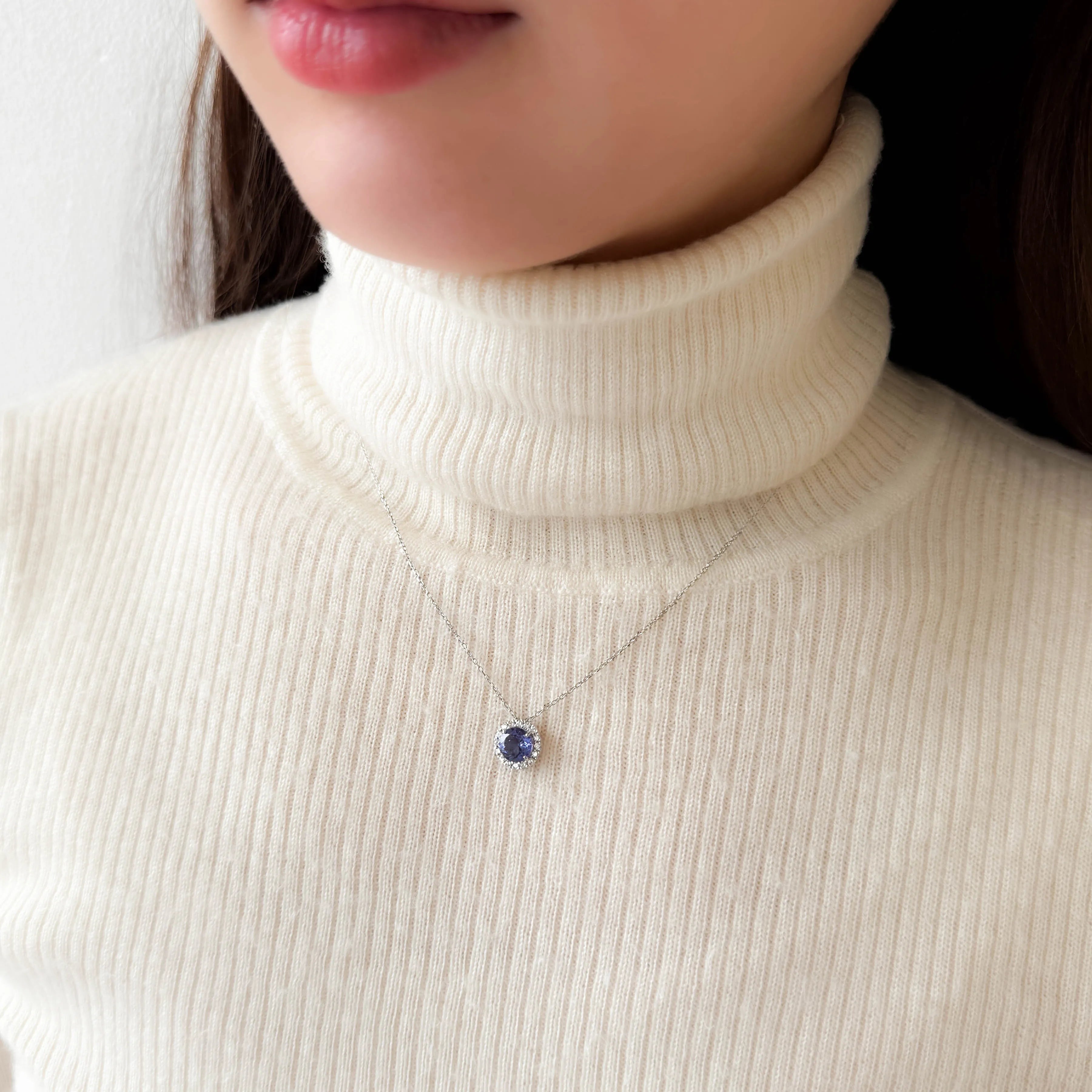 タンザナイト/ダイヤモンド PTネックレス(ヘイロー/1.4ctUP/12月誕生石)《WPDN4224》