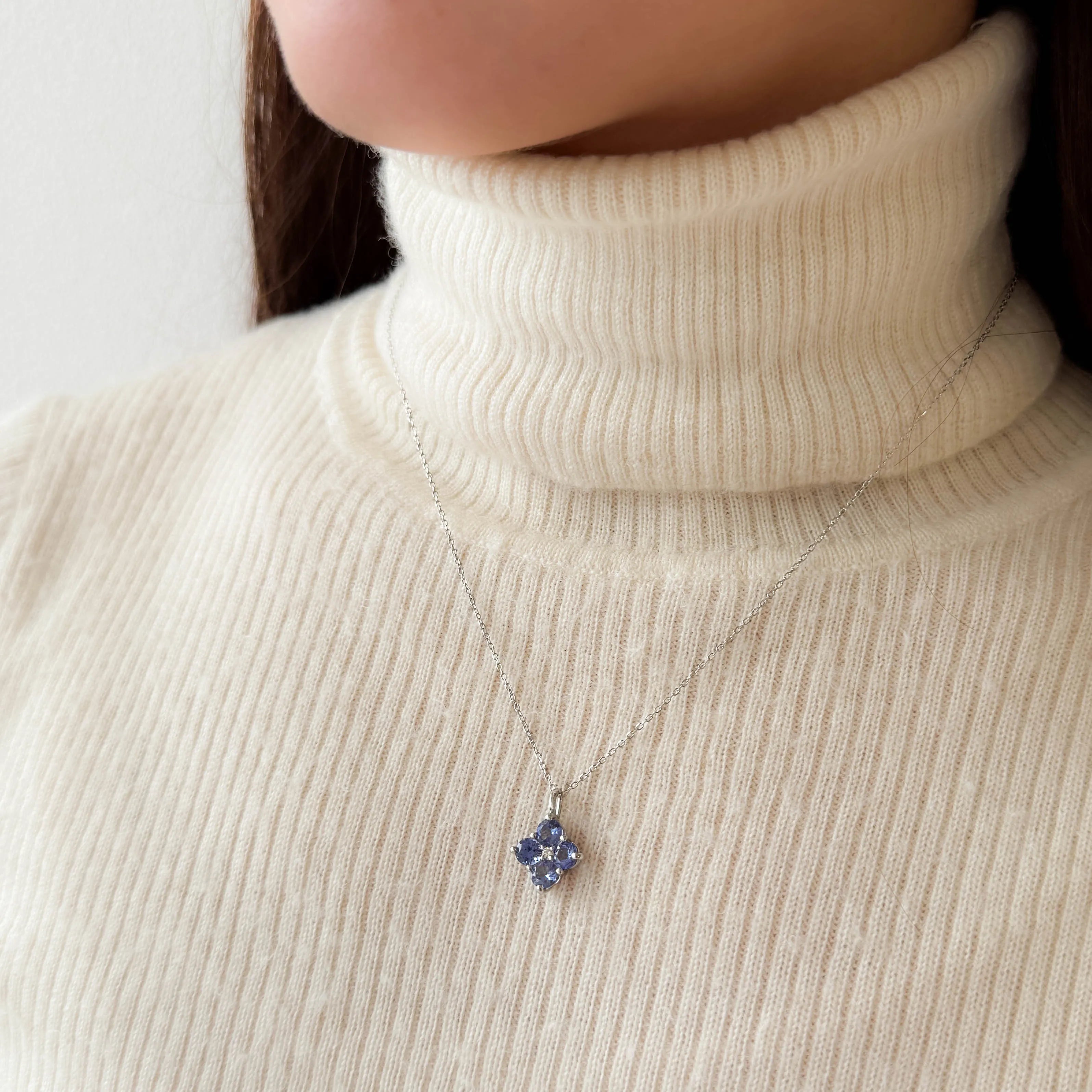 タンザナイト/ダイヤ PTペンダント(フラワー/1.30ctUP/12月誕生石)《WPDN4227》