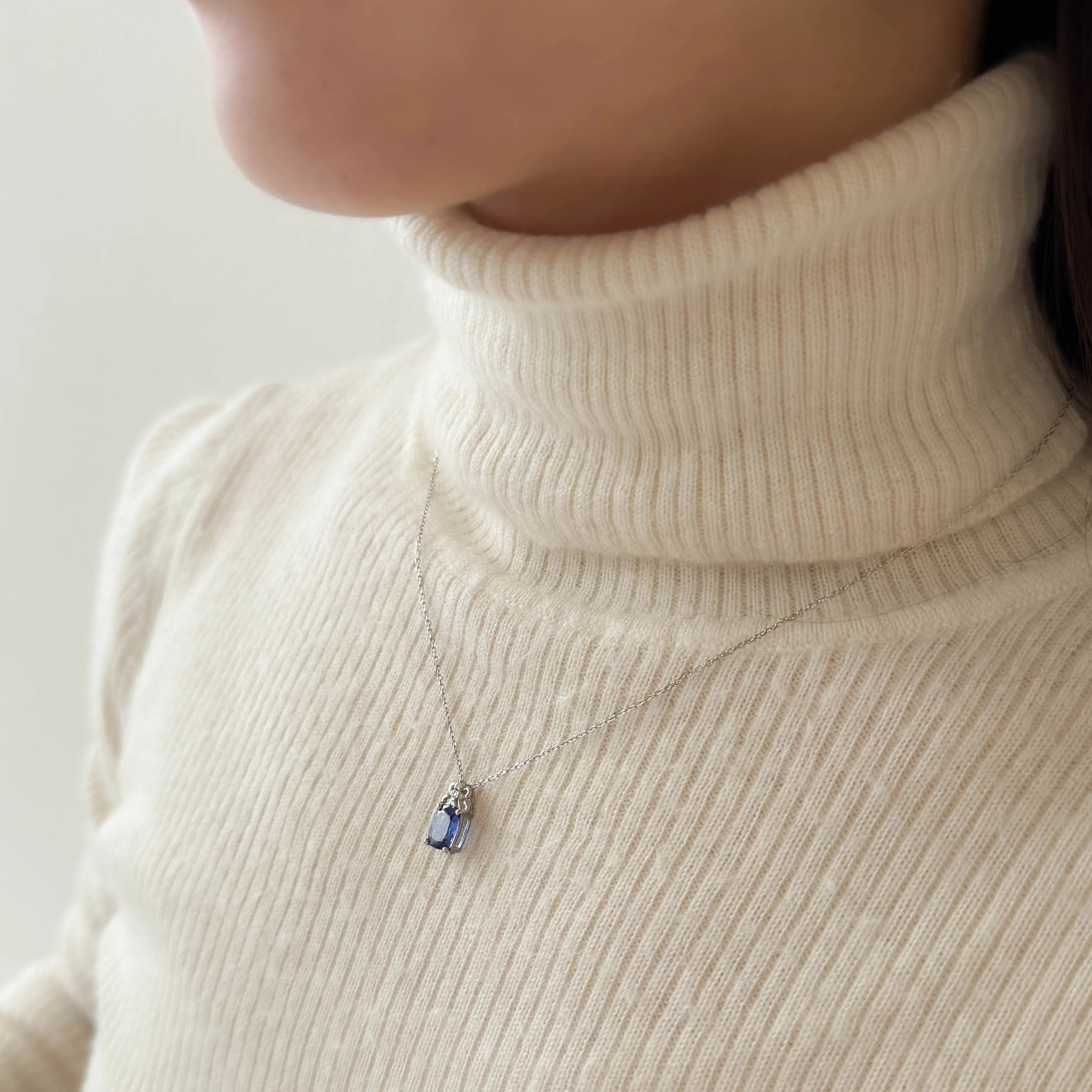 タンザナイト/ダイヤ PTペンダント(オーバルクッションカット/12月誕生石)《WPDN4229》