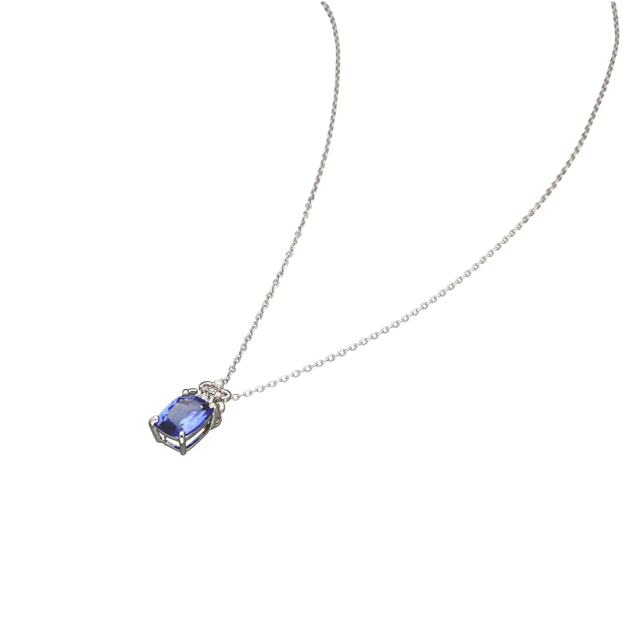 タンザナイト/ダイヤ PTペンダント(オーバルクッションカット/12月誕生石)《WPDN4229》