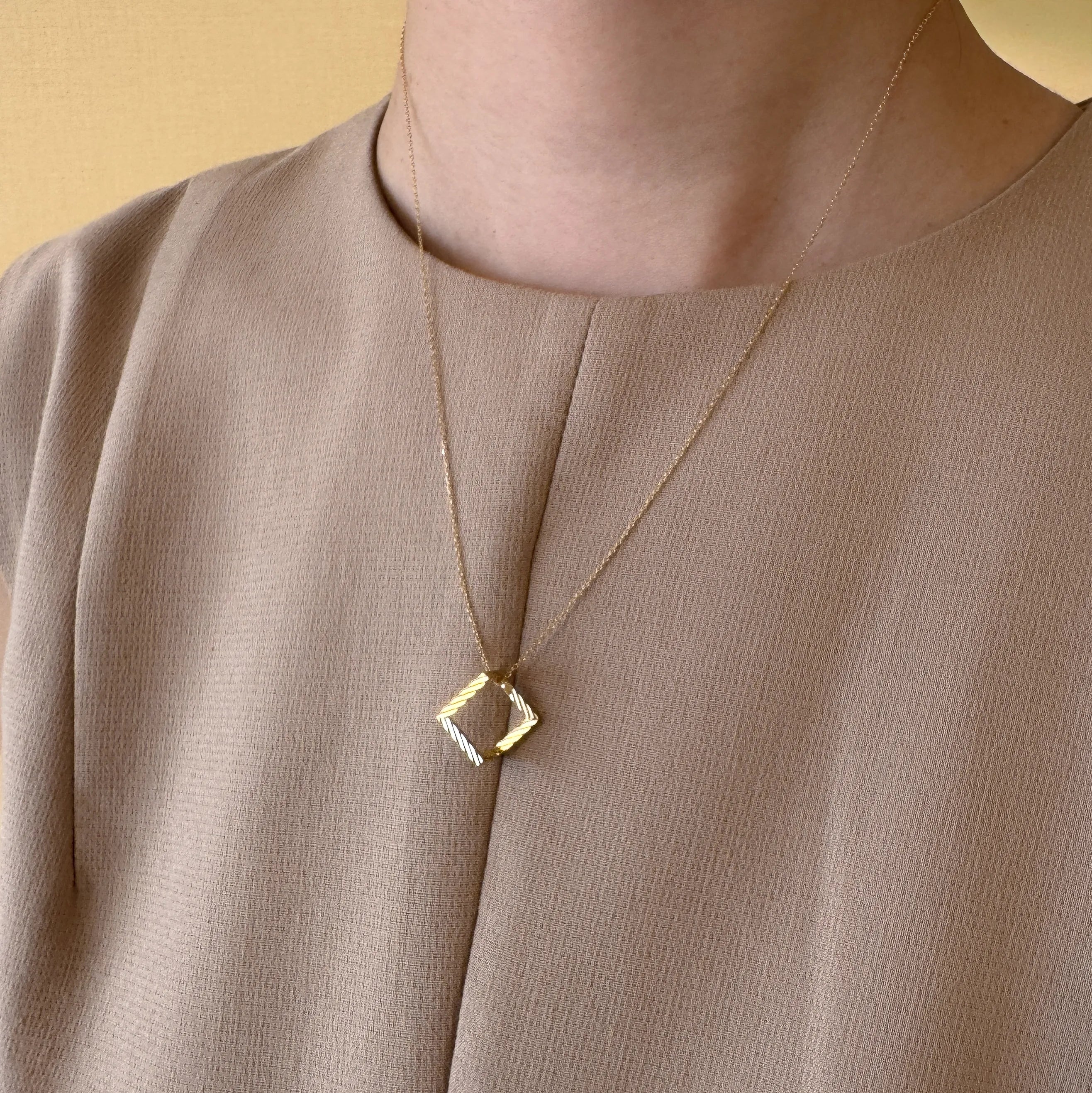 K18ネックレス(コネクトシリーズ)《WPDY4284》