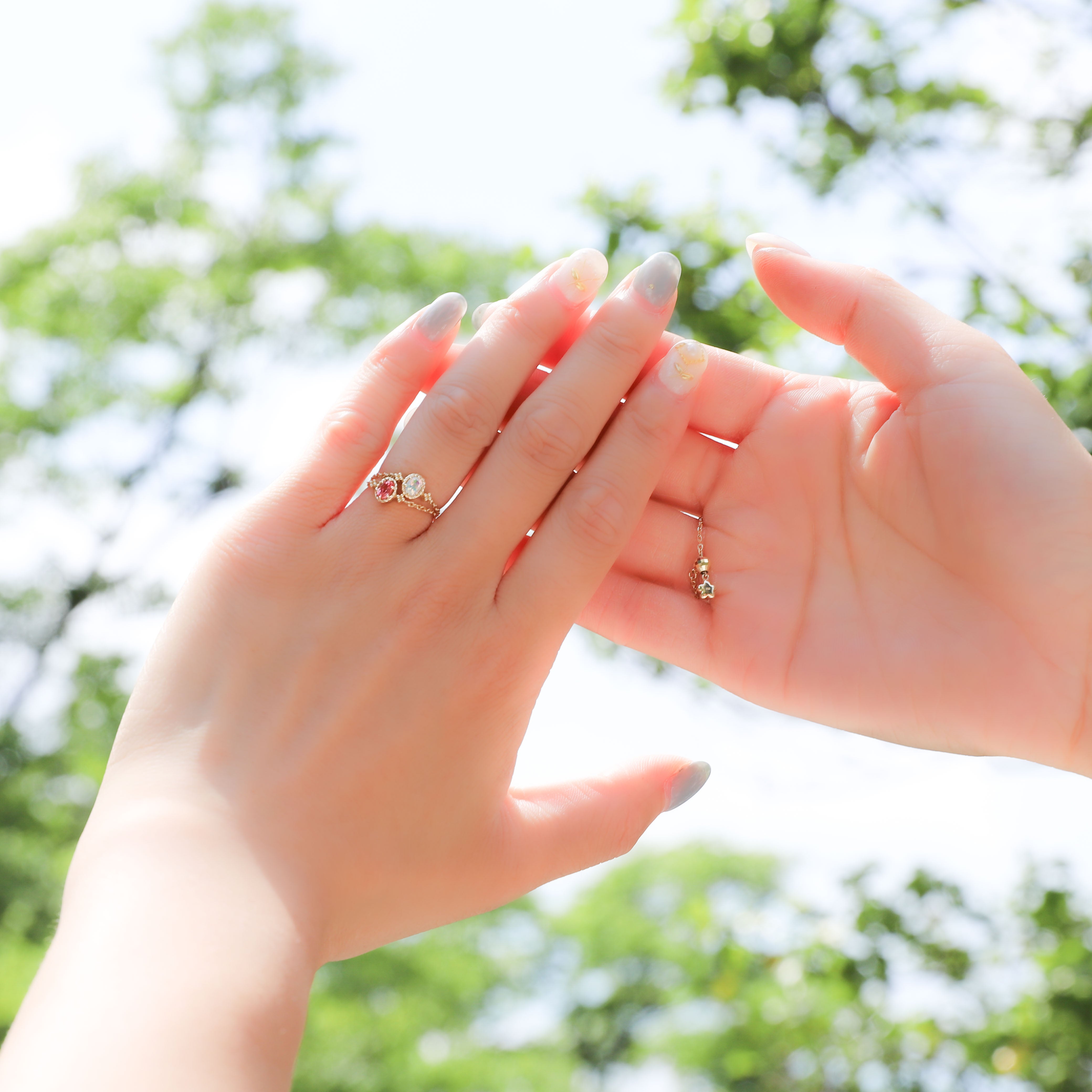 ウォーターオパール K10リング(クレサンベール/モンプレジール/チェーンリング/フリーサイズ/10月誕生石)《WRGW4035》