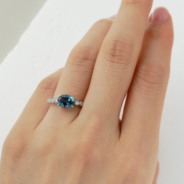 アレキサンドライト/ダイヤモンド K18リング(クレサンベール/オーバル/ミル打ち/6月誕生石)《WRGA3139》