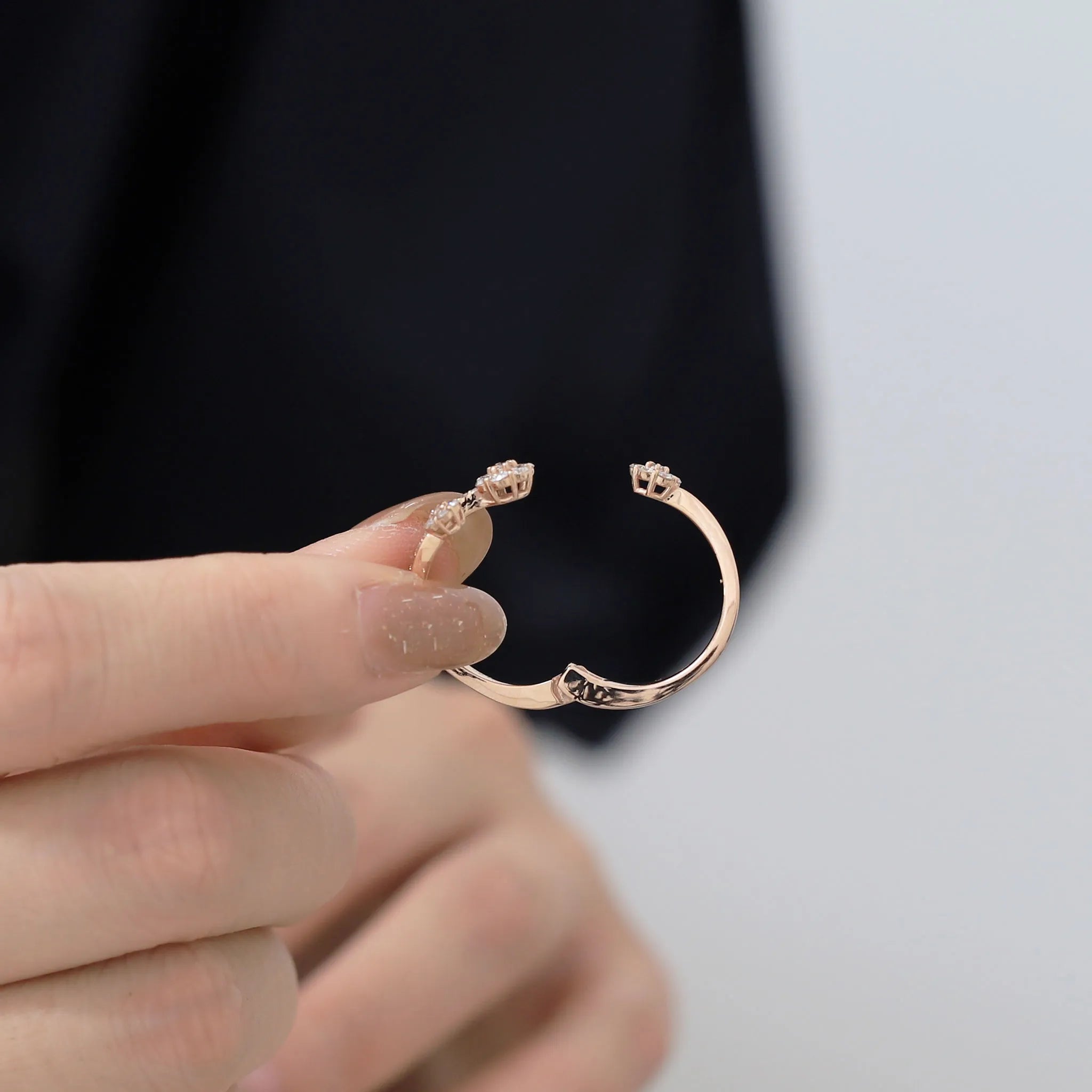 ダイヤモンド K18リング(計0.5カラット/フラワーモチーフ/フリーサイズ/4月誕生石)《WRGD3122》