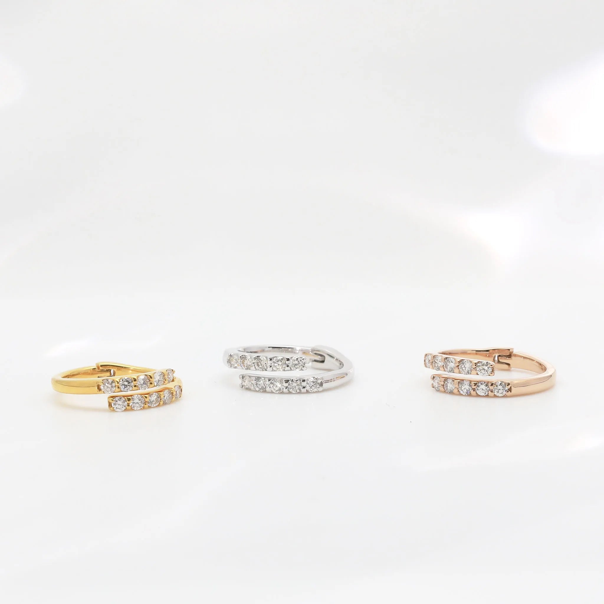 ダイヤモンド K18リング(計0.5カラット/フリーサイズ/4月誕生石)《WRGD3124》