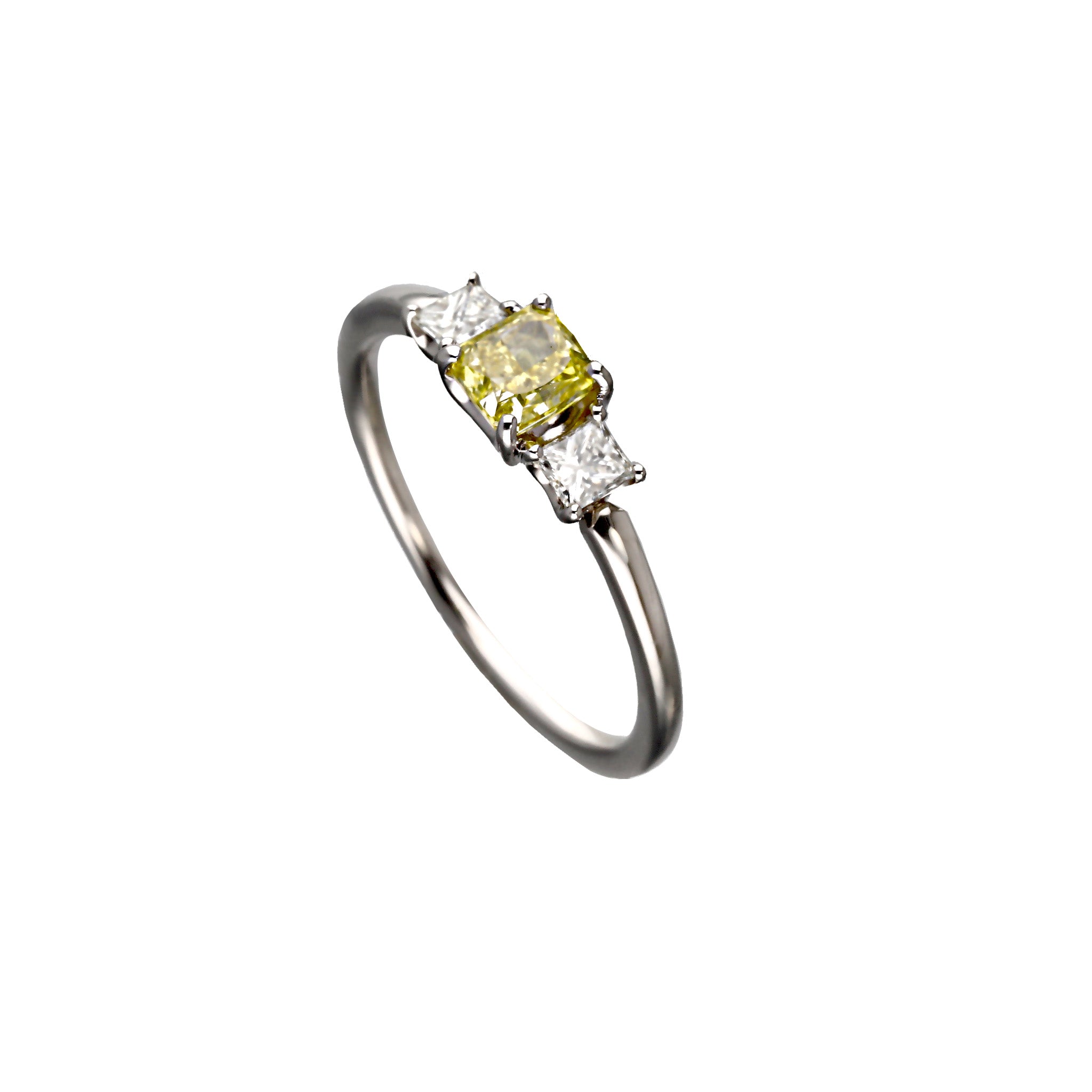 イエローダイヤモンド/ダイヤモンド プラチナリング(F.V.Y/0.44ct/グレーディングレポート付)《WRGD4261》