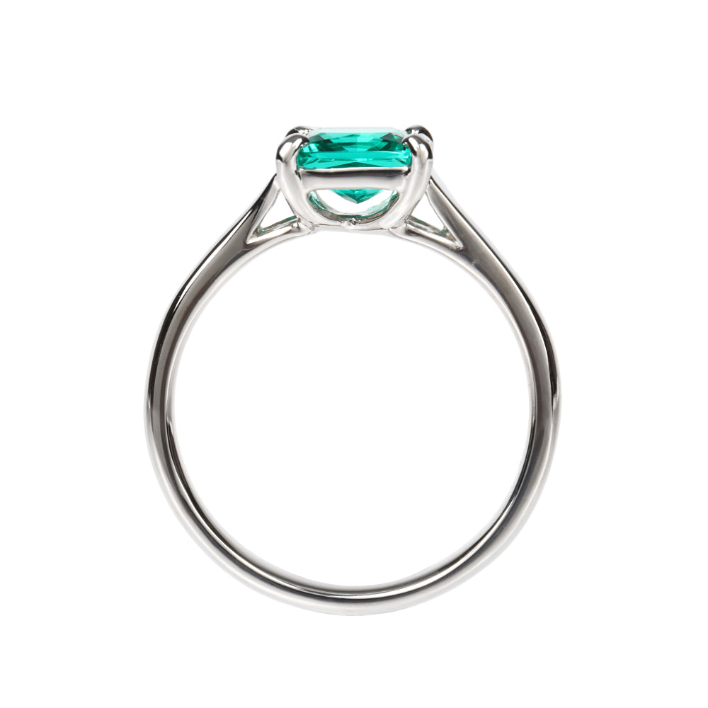 エメラルドプラチナリング(クレサンベール/5月誕生石)《WRGE4109》