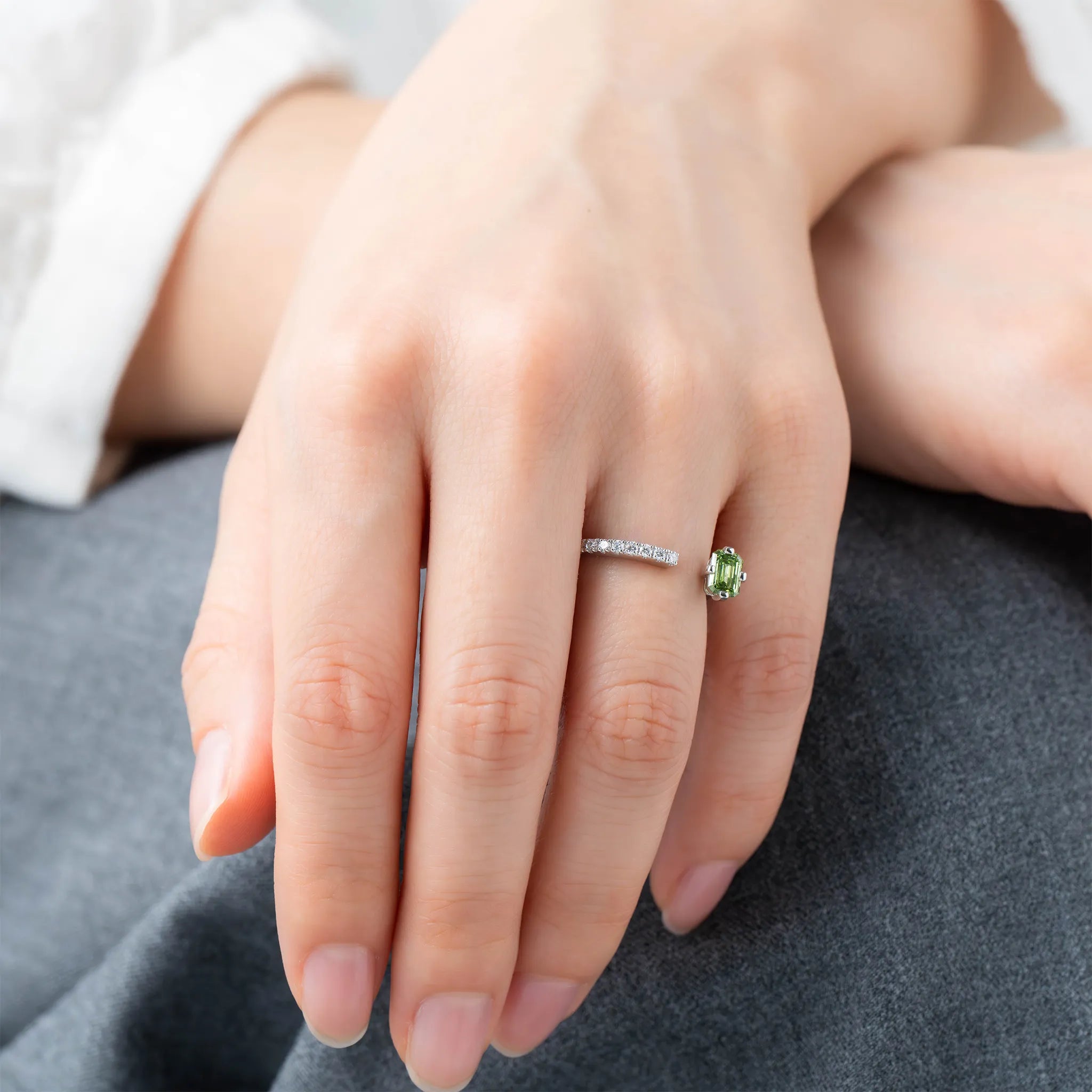 グリーンダイヤモンド/ダイヤモンド プラチナリング(ラボグロウン/エメラルドカット/Solrelier/4月誕生石)《WRGG7008》