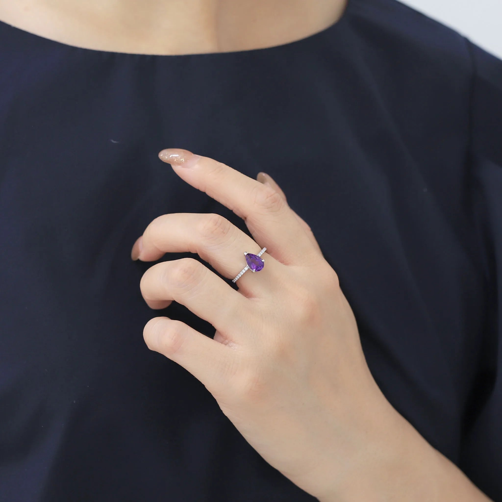 アメシスト/ダイヤモンド プラチナリング(ペアシェイプ/2月誕生石)《WRGN3071》