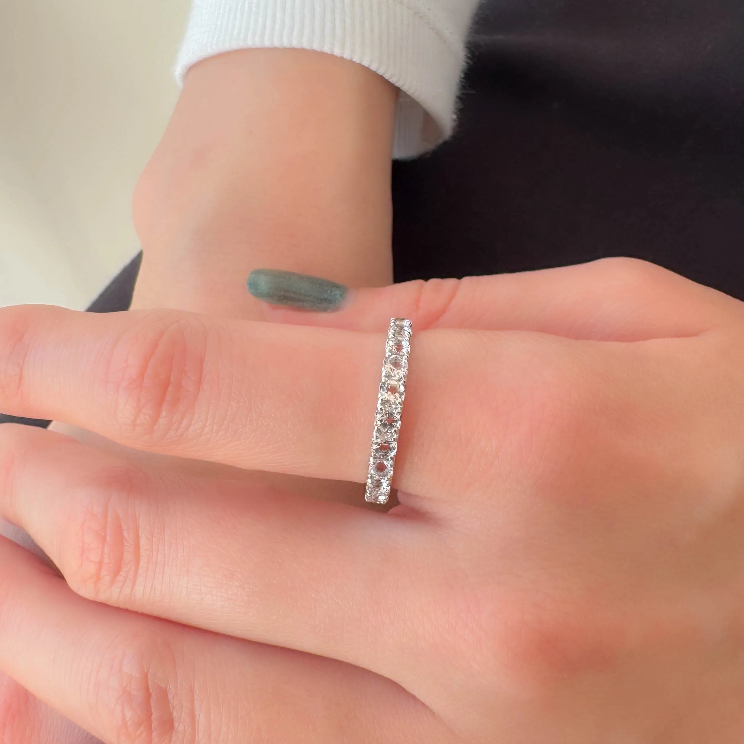 モルガナイト プラチナリング(ハーフエタニティ/11石/4月誕生石)《WRGN4243》