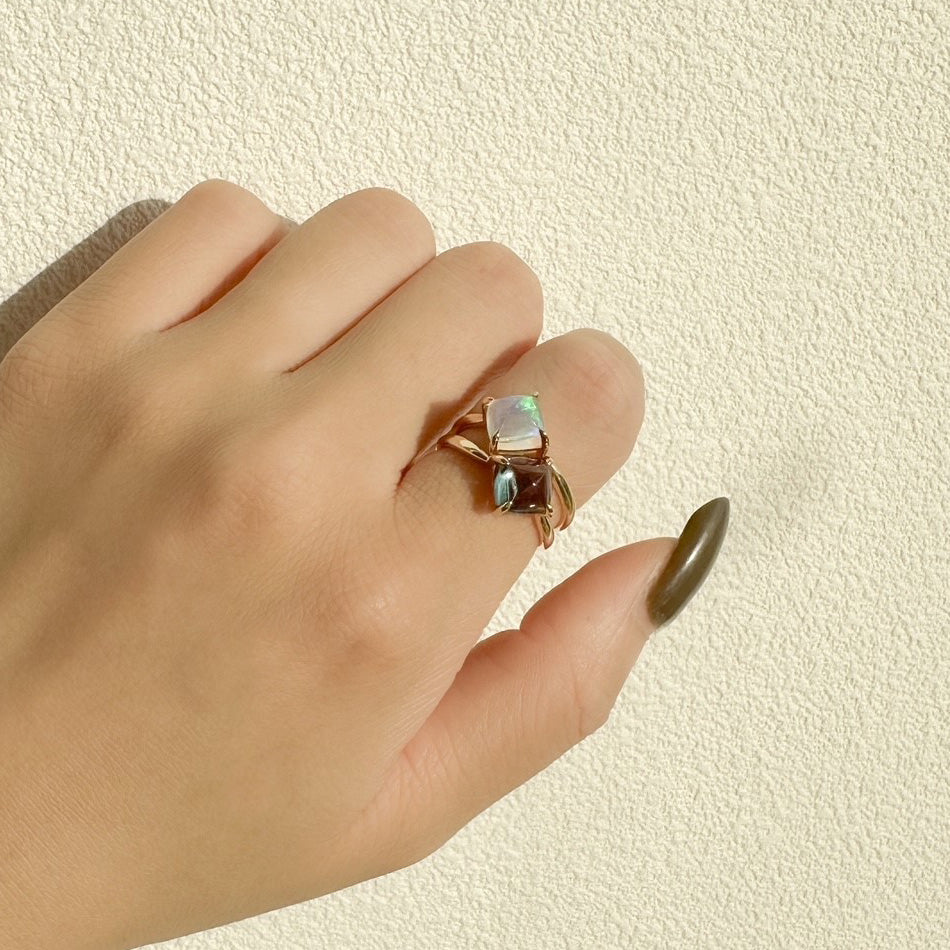 ウォーターオパール K18リング(クレサンベール/シュガーローフ/10月誕生石)《WRGW4188》