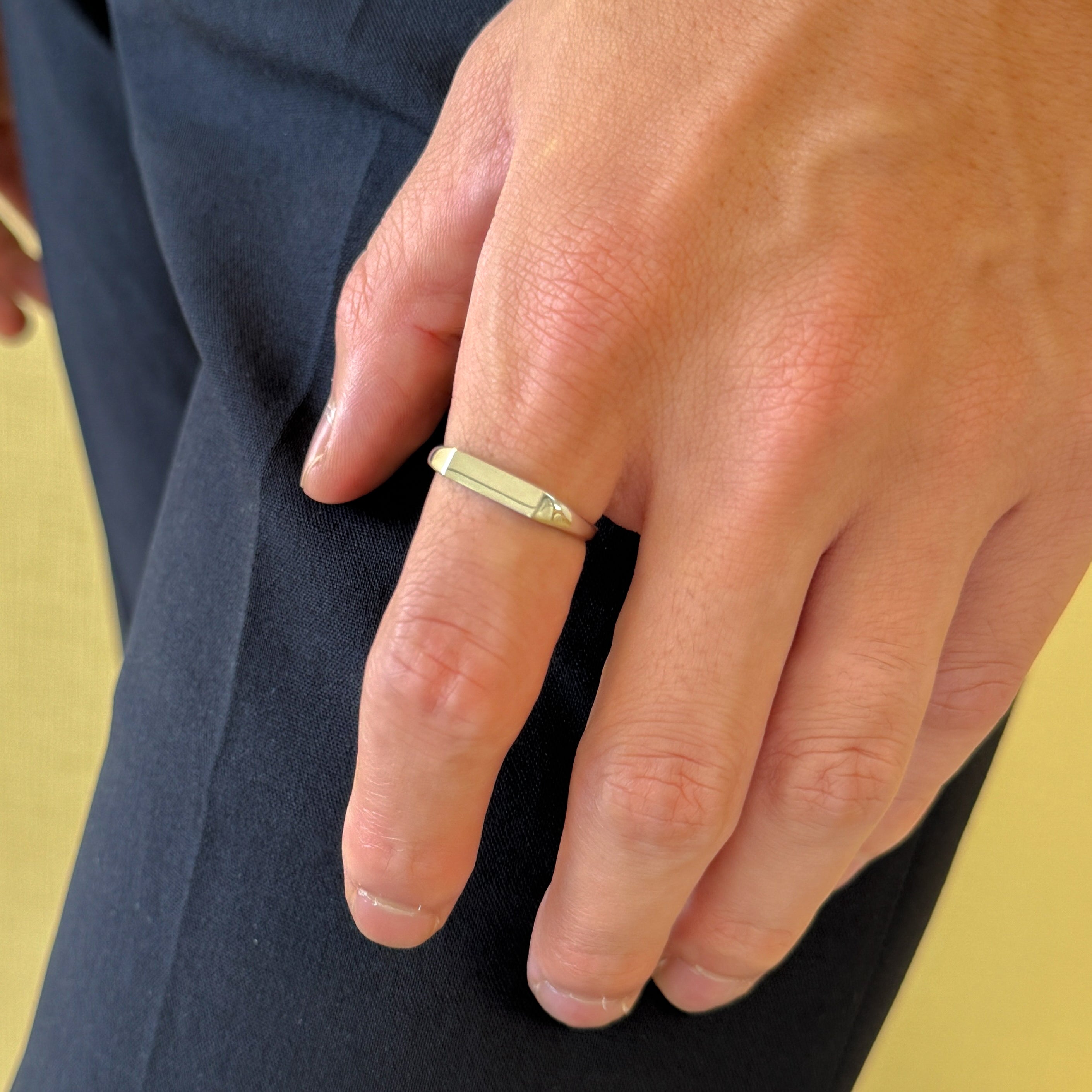 プラチナリング(7~17号/ユニセックス/シグネット/レクタングル)