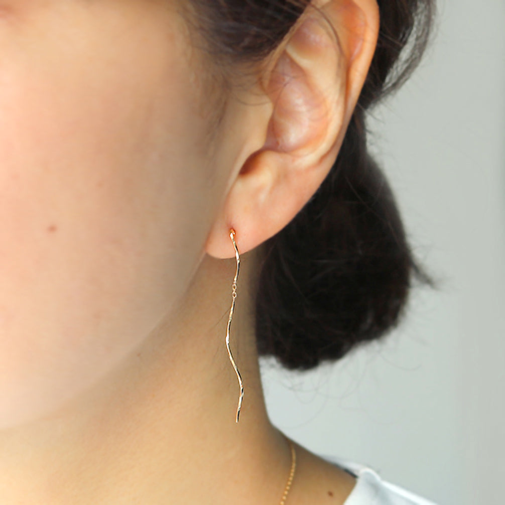 K18ピアス《ZH10115-YG》