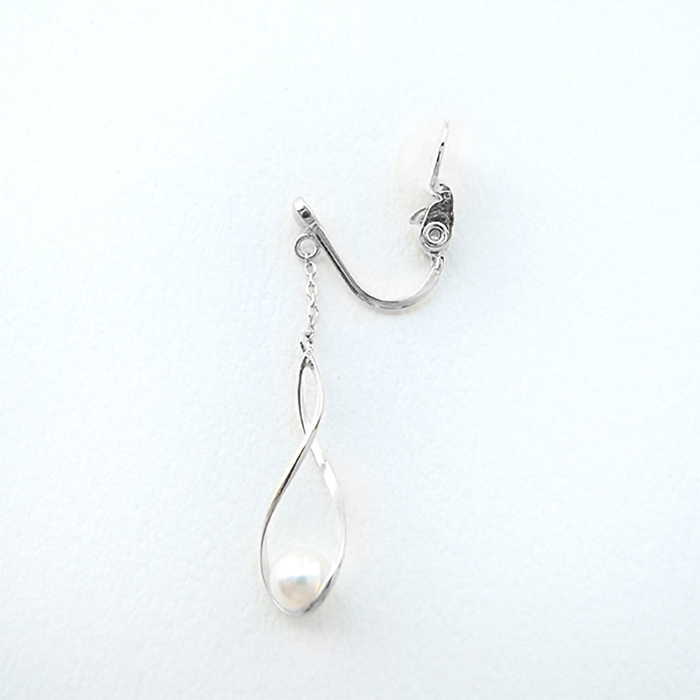 パール K14イヤリング(アコヤ真珠/6月誕生石)《ZH10122-WG》