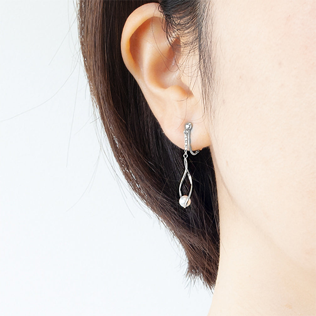 パール K14イヤリング(アコヤ真珠/6月誕生石)《ZH10122-WG》