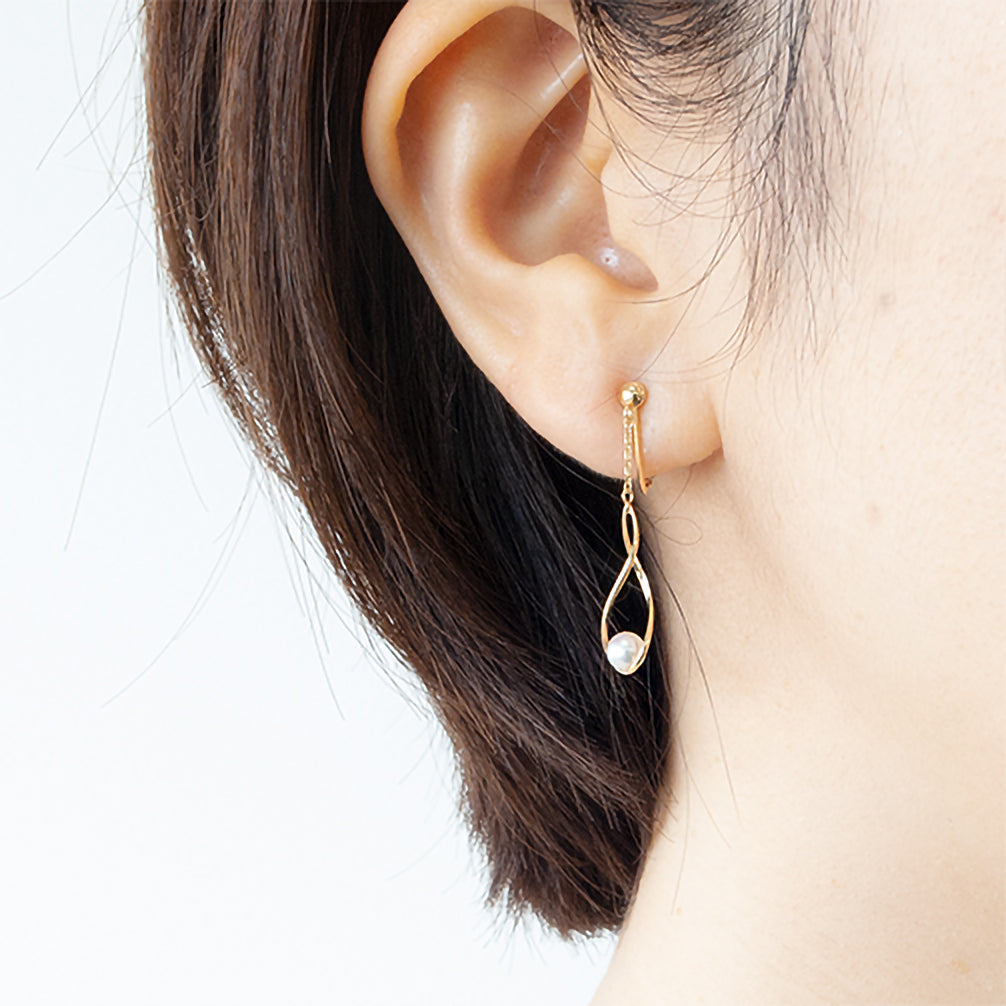 パール K18イヤリング(アコヤ真珠/6月誕生石)《ZH10122-YG》