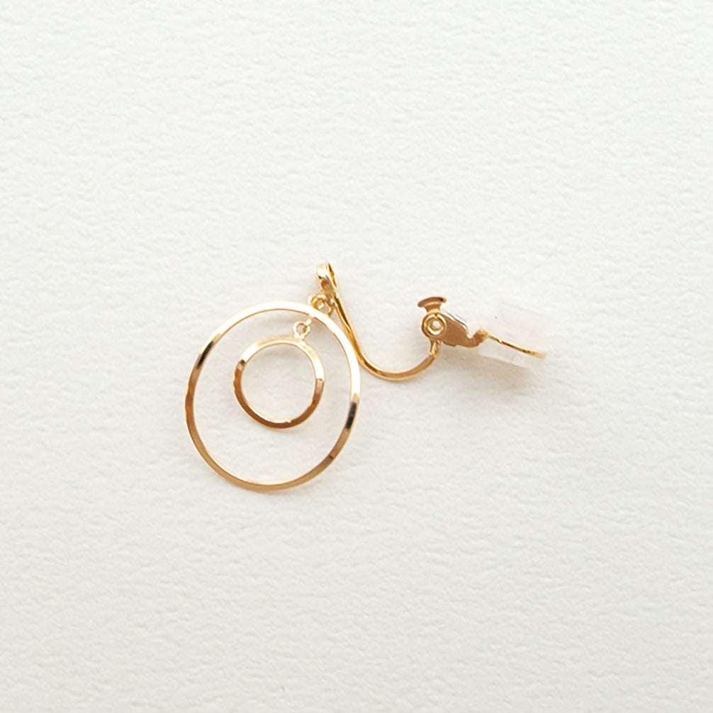 K18イヤリング《ZH10130-YG》