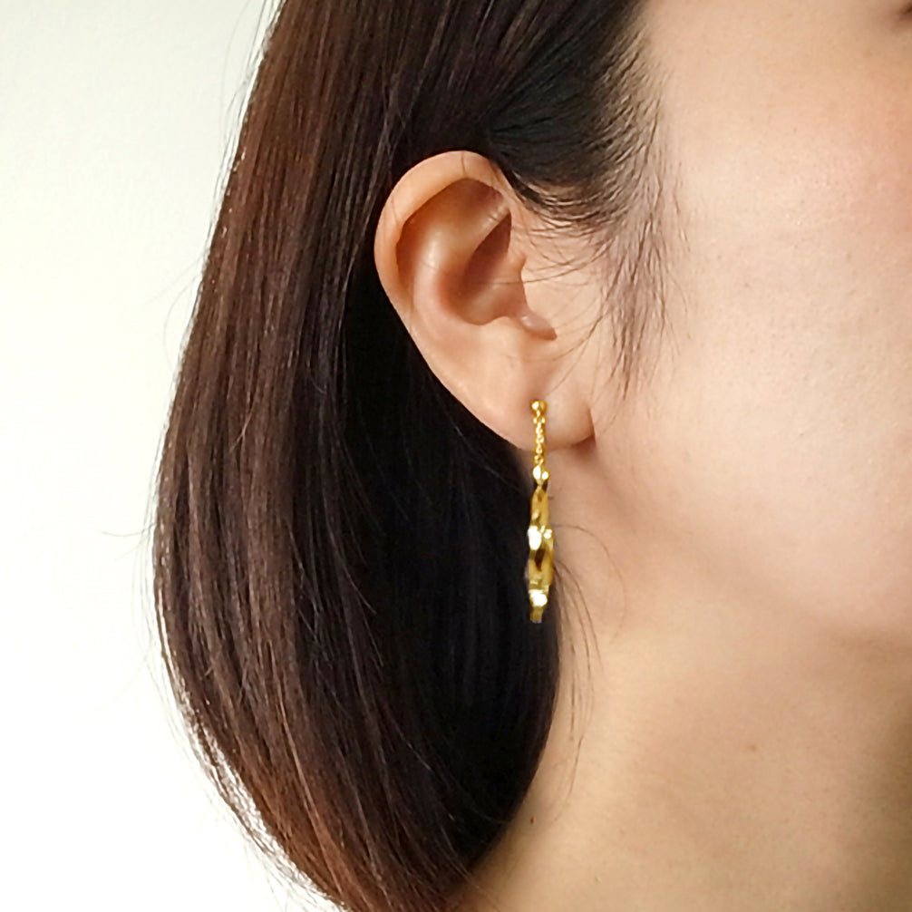 K18イヤリング《ZH10147-YG》