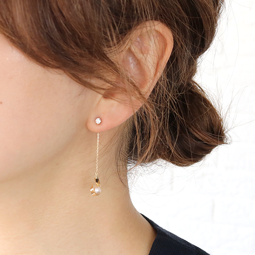 パール K18ピアスキャッチ(アコヤ真珠/6月誕生石)《ZH10151-YG》