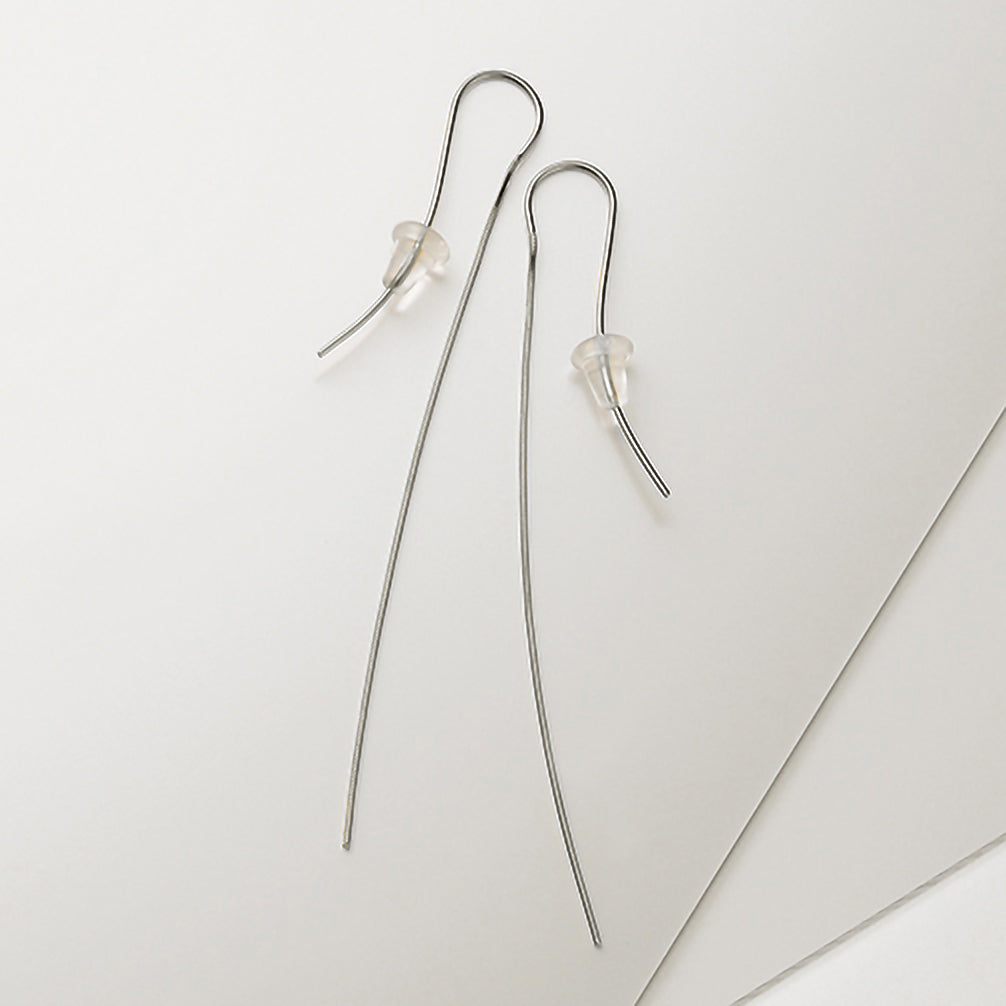 K18ピアス《ZH10187-WG》