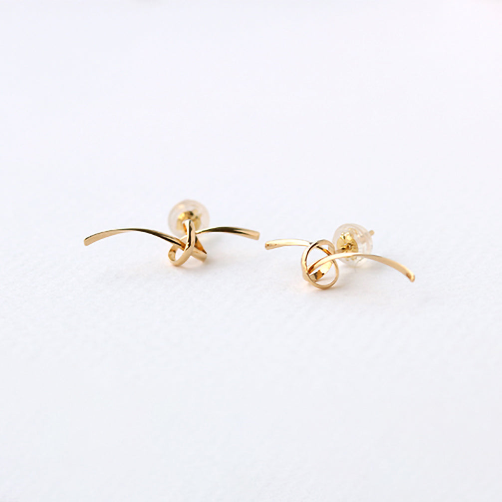 K18ピアス《ZH10206-YG》