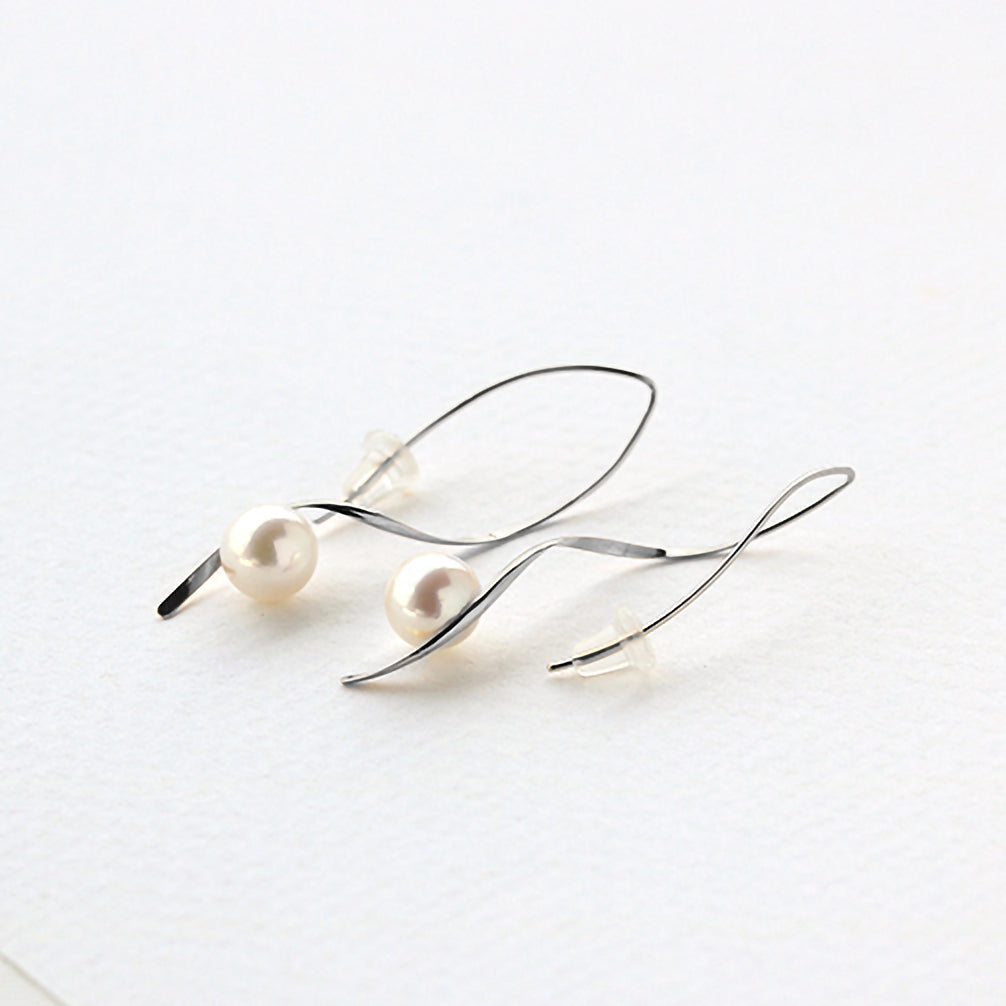 パール K14ピアス(アコヤ真珠/6月誕生石)《ZH10208-WG》