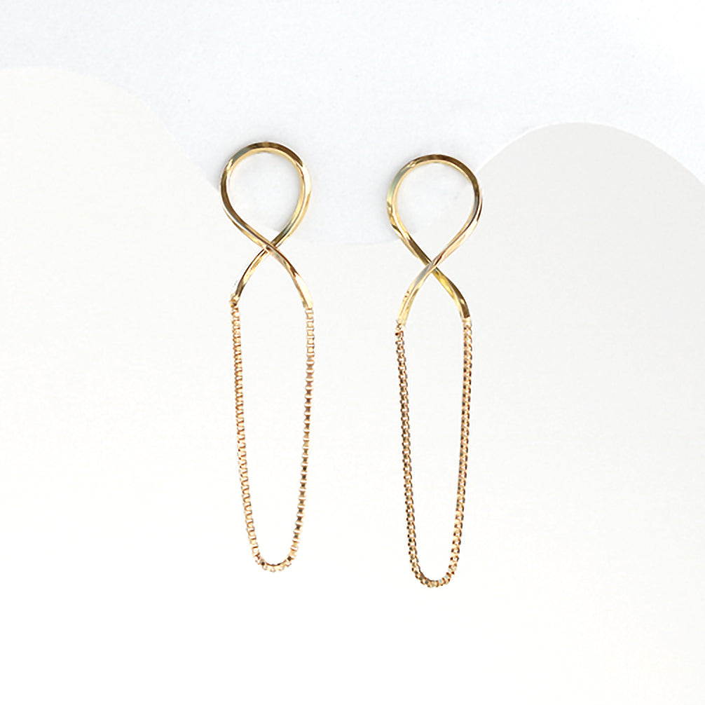 K18ピアス《ZH10212-YG》