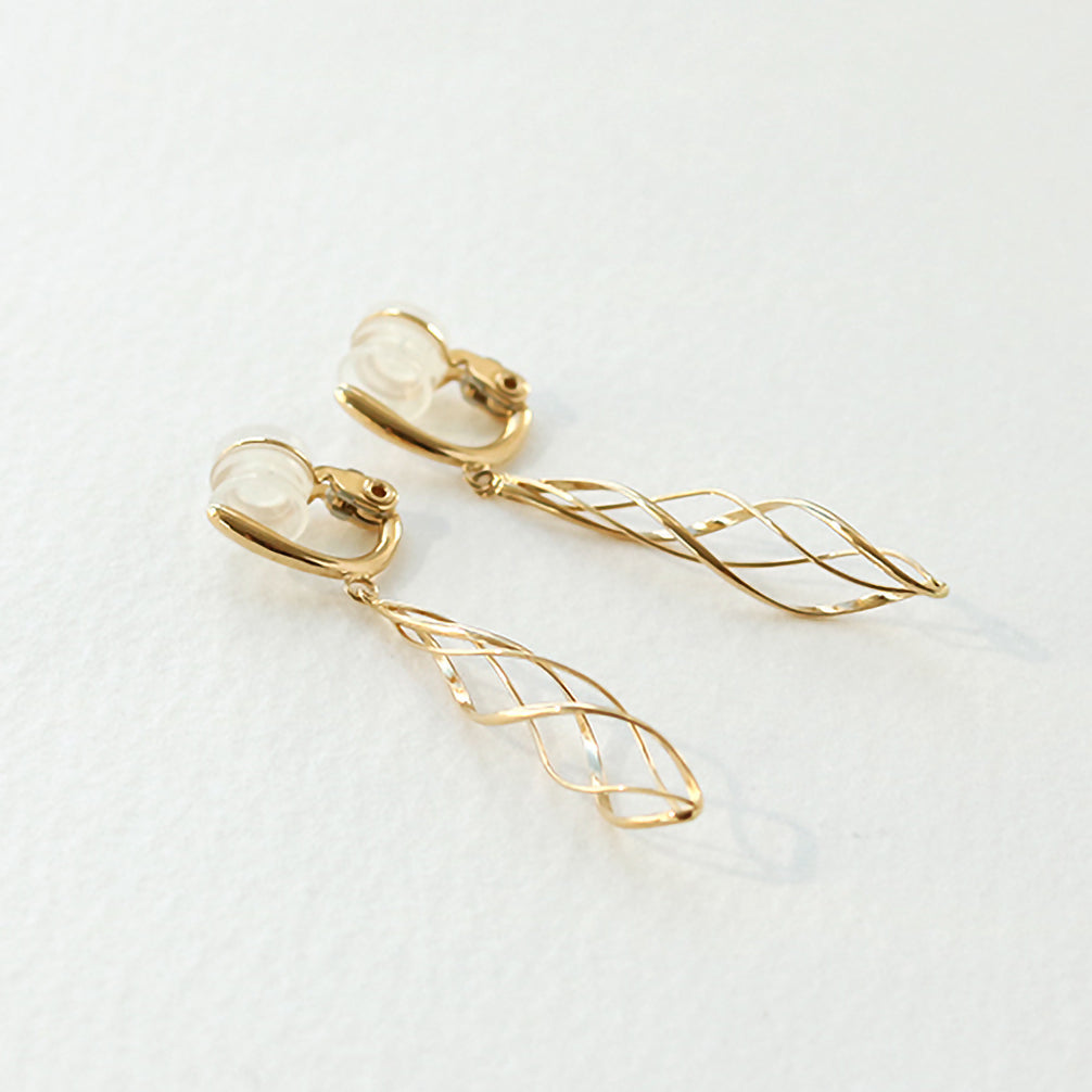 K18イヤリング《ZH10216-YG》