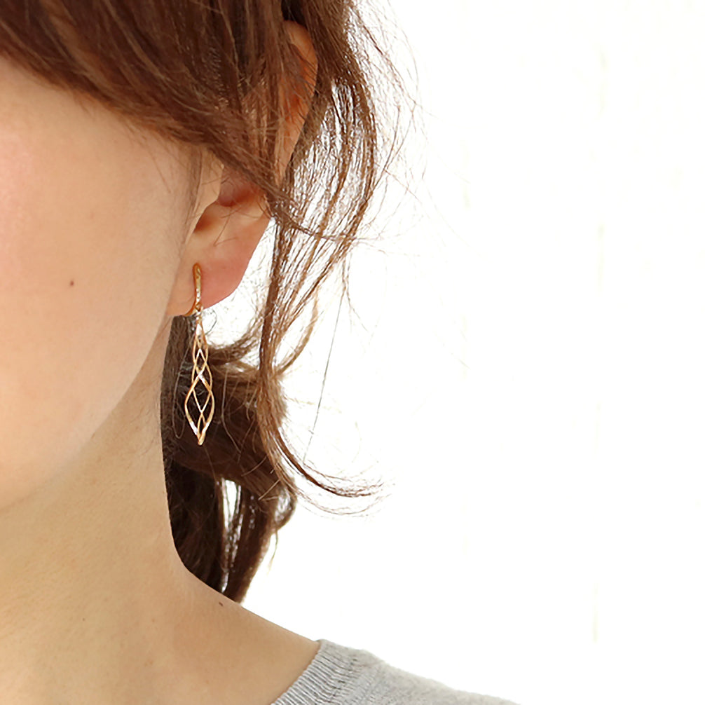 K18イヤリング《ZH10216-YG》