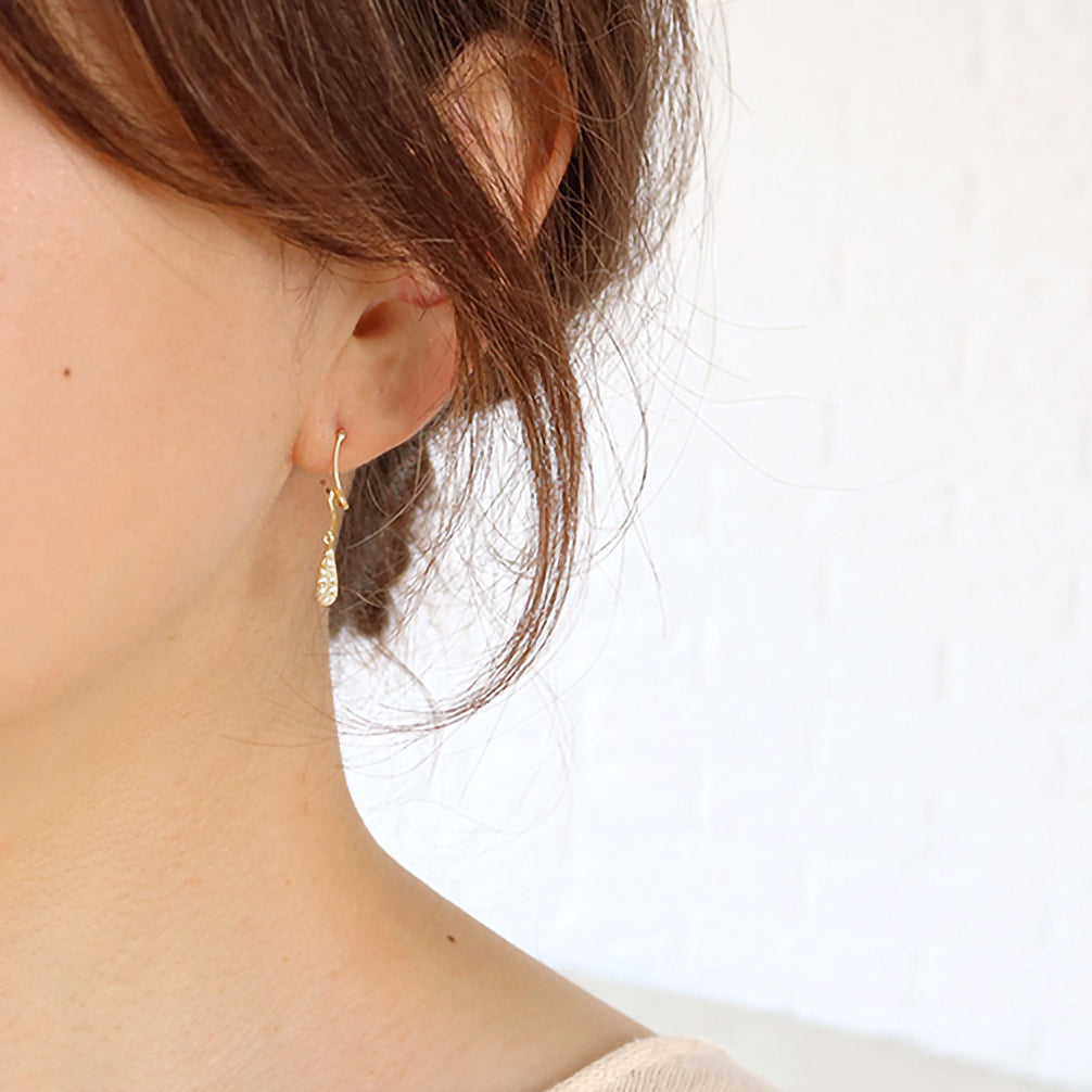 ダイヤモンド K18ピアス《ZH10228-YG》