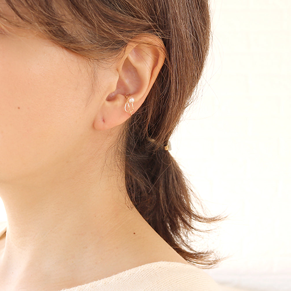 パール K18イヤーカフ(アコヤ真珠/片側/6月誕生石)《ZH10231-YG》