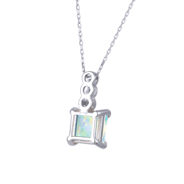 ウォーターオパール/ダイヤモンド K18ネックレス(クレサンベール/プリンセス/10月誕生石)