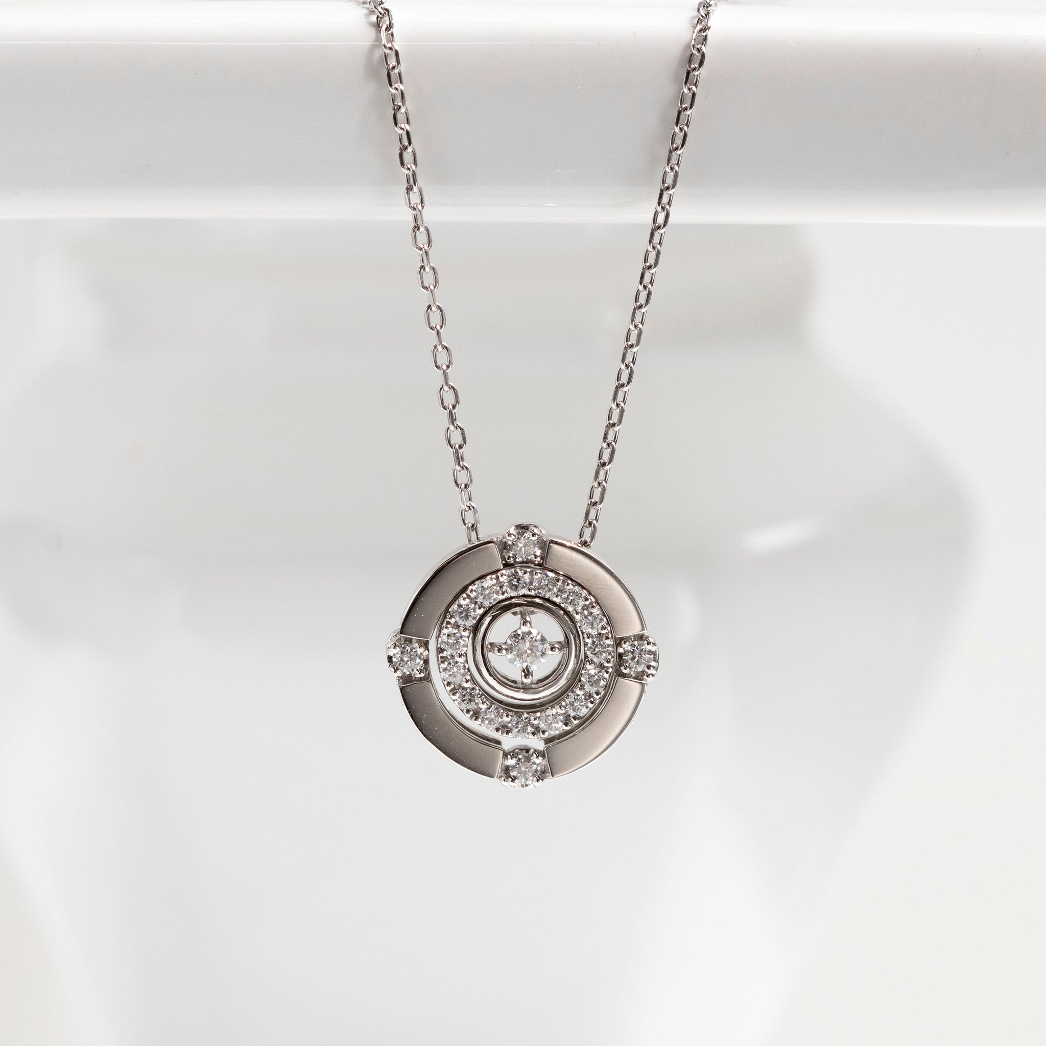 ダイヤモンド プラチナネックレス(スライドピン式/4月誕生石