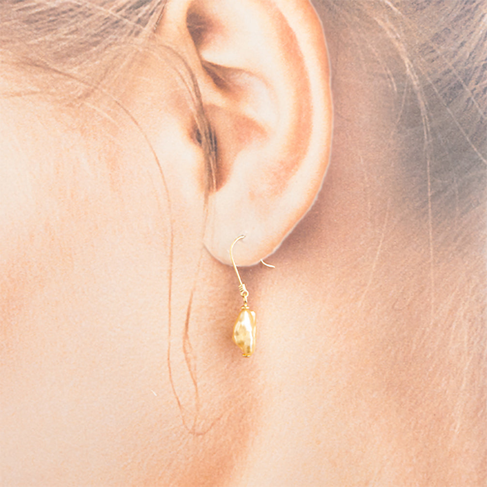 パール K18ピアス(白蝶真珠/ケシ/6月誕生石)《19T10318》