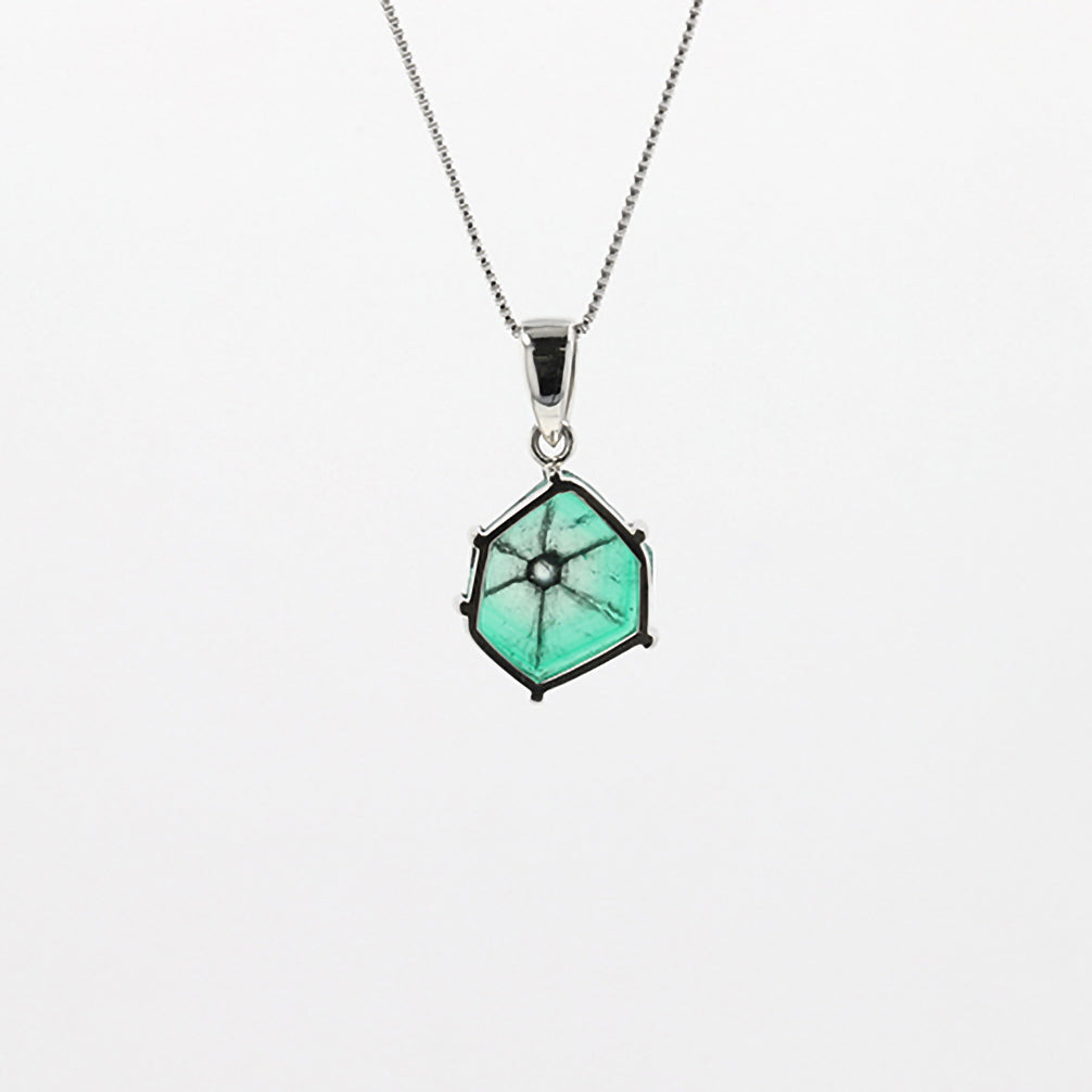 【限定1点】トラピッチェエメラルド/ダイヤモンド PTネックレス(1.75カラット/5月誕生石/鑑別書付き)