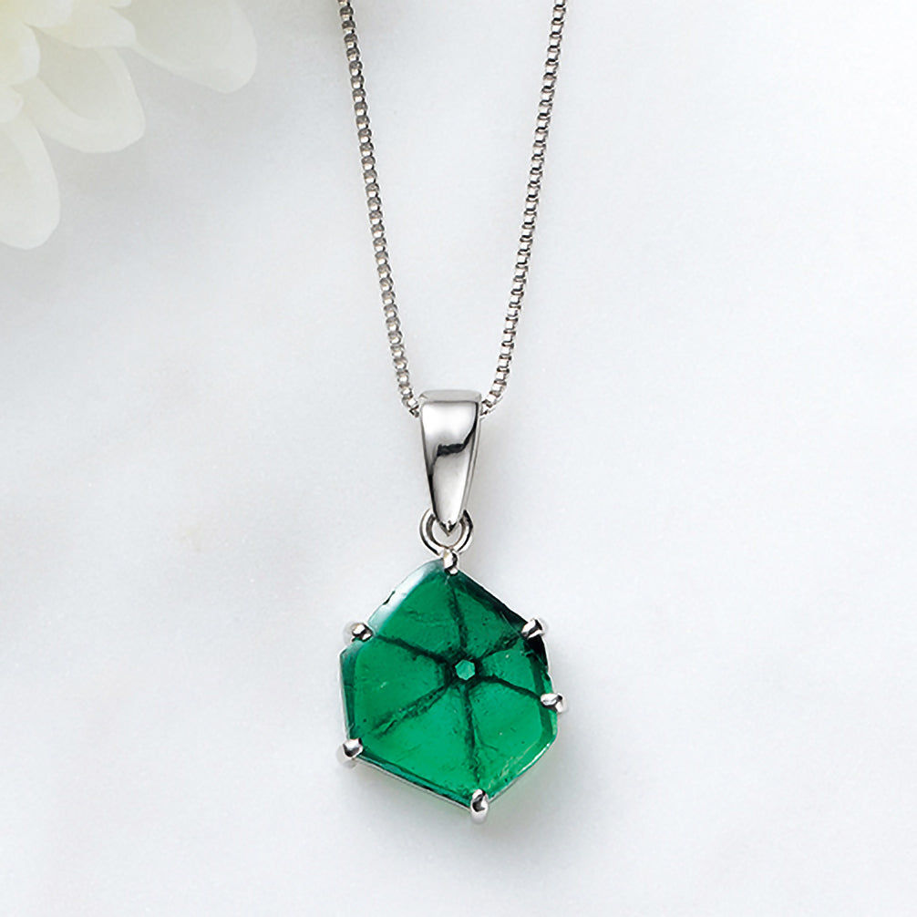【限定1点】トラピッチェエメラルド/ダイヤモンド PTネックレス(1.75カラット/5月誕生石/鑑別書付き)