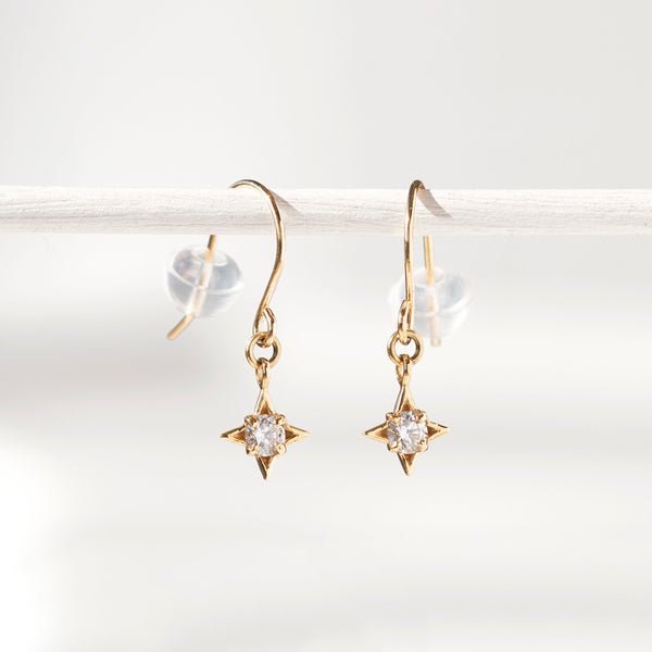 K18 straight line/スターライトライン ダイヤモンド ピアス