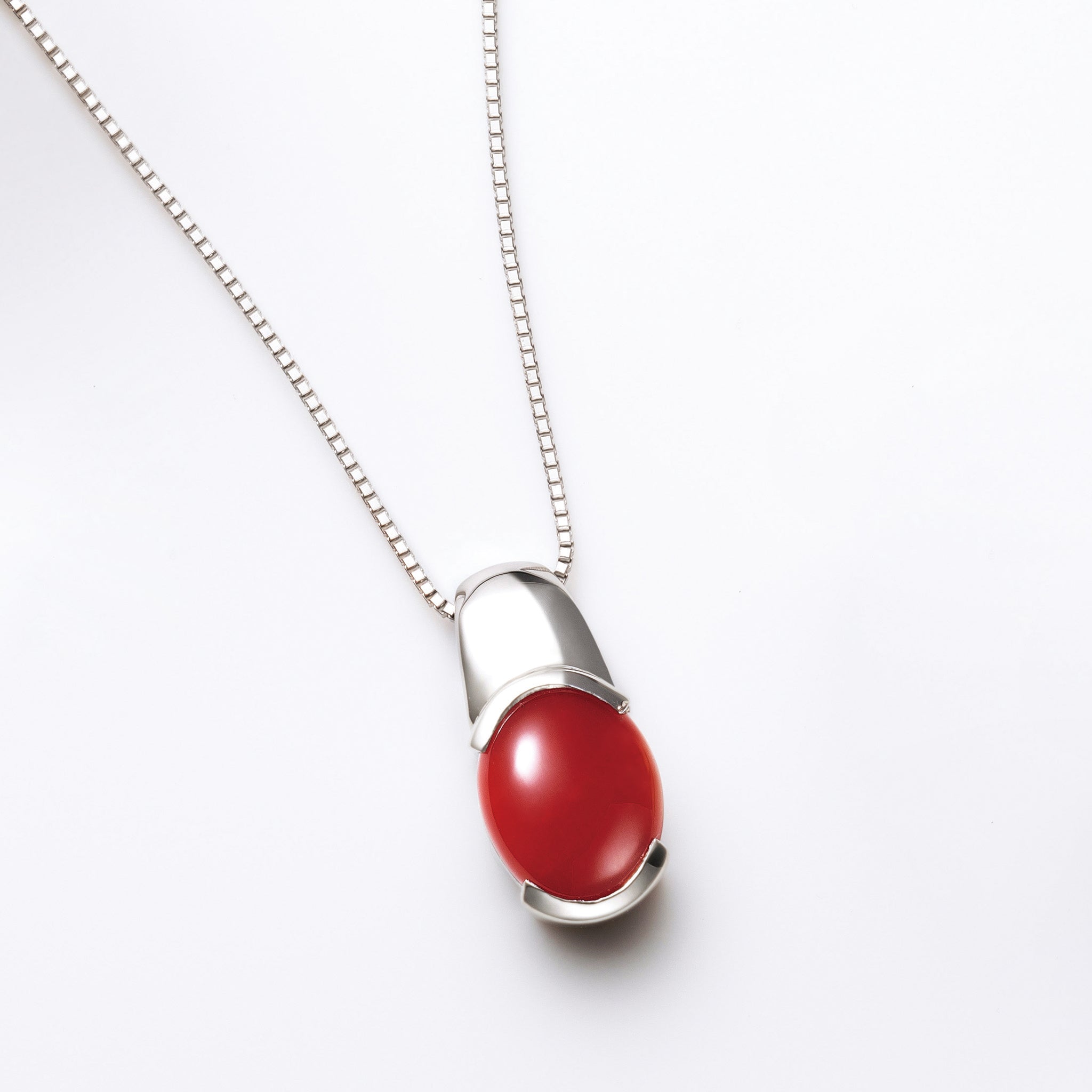 珊瑚(サンゴ) PTネックレス(白蝶真珠/ゴールド系/10mm/バロック珠3月誕生石/鑑別書付き)