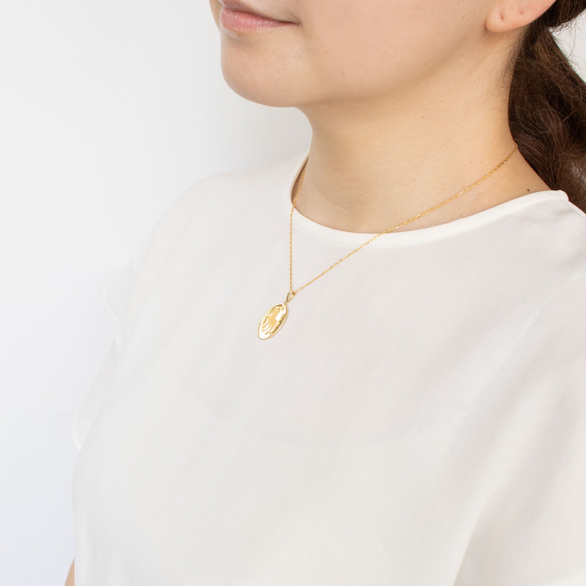 K24/K18ペンダントトップ(純金/コイン/馬モチーフ)《24C60127  