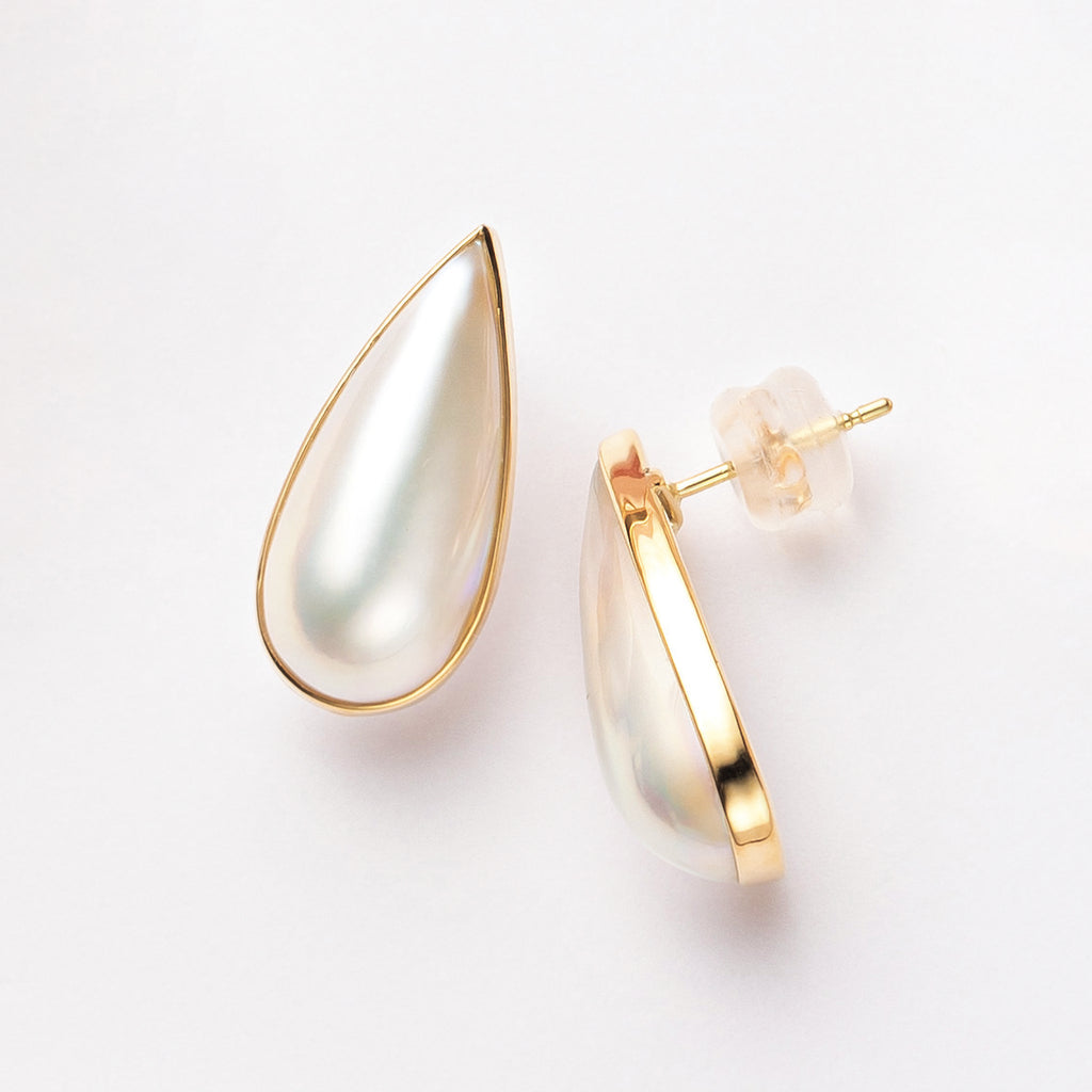 パール K18ピアス(マベ真珠/ペアシェイプ/6月誕生石)《24V03001 
