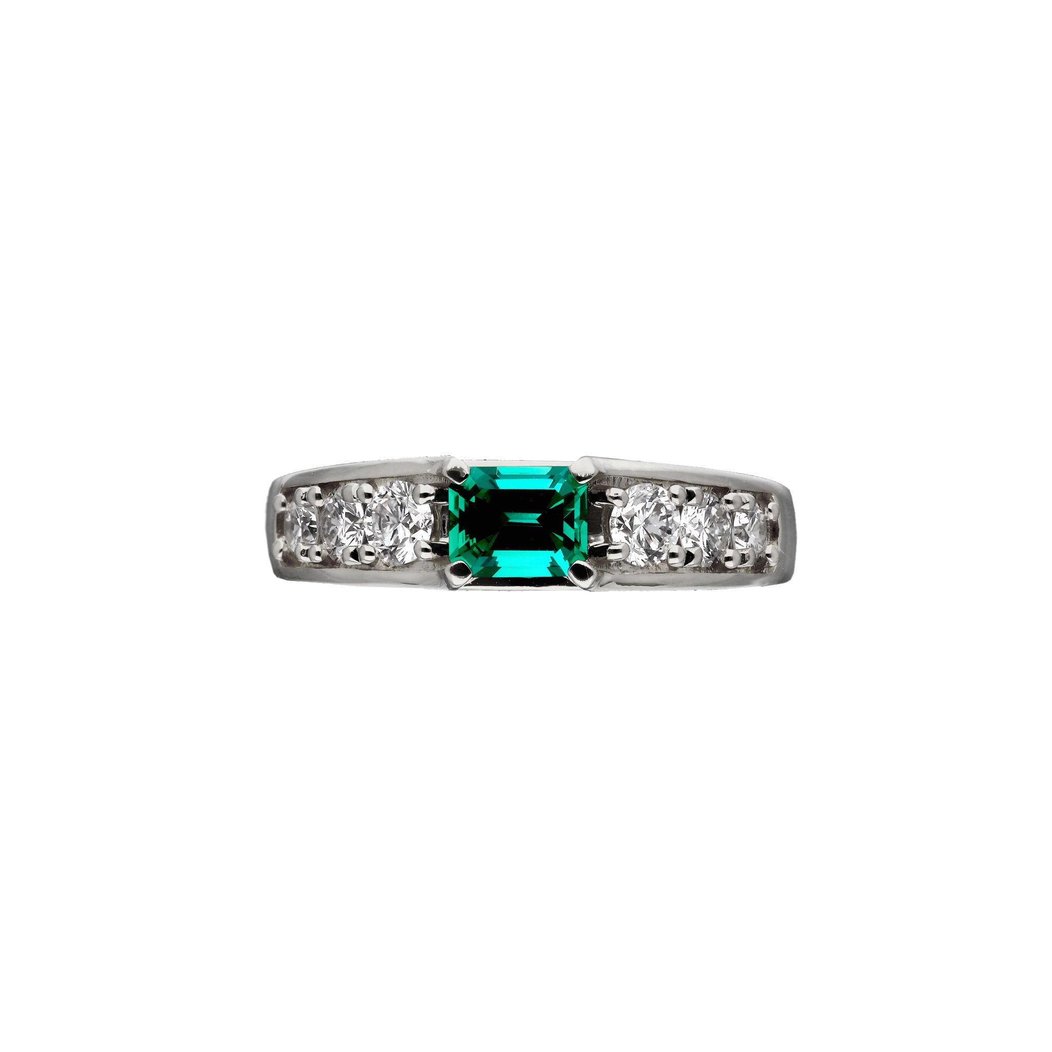 EMERALD｜エメラルド | 京セラジュエリー オンラインストア